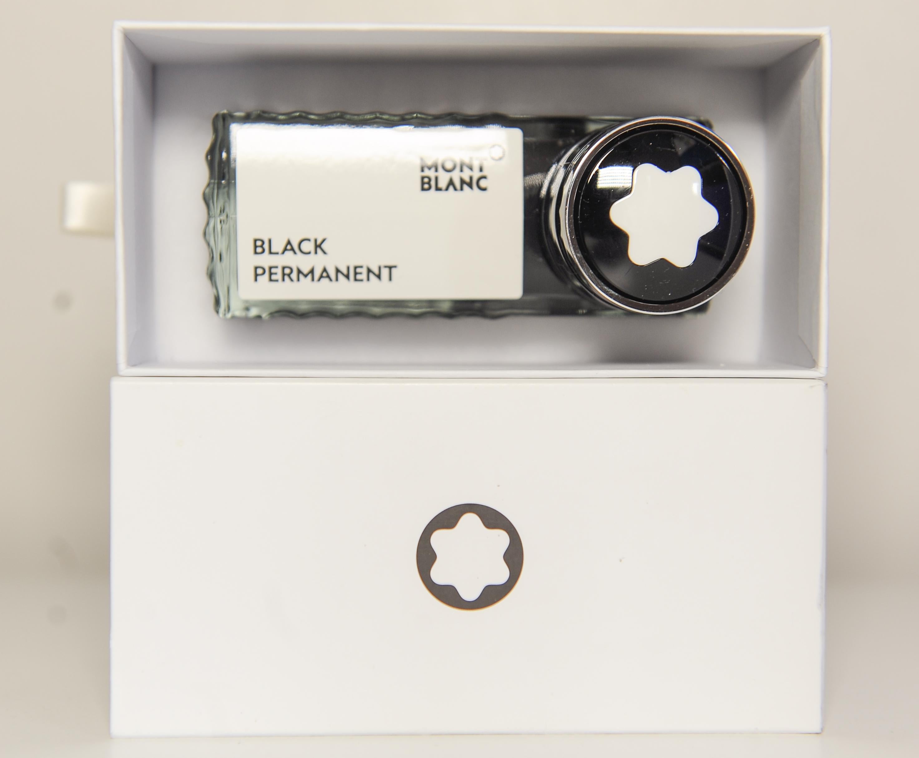 Contemporary Montblanc Meisterstück Black Fountain Pen With Original Box, Inkwell & Paperwork For Sale