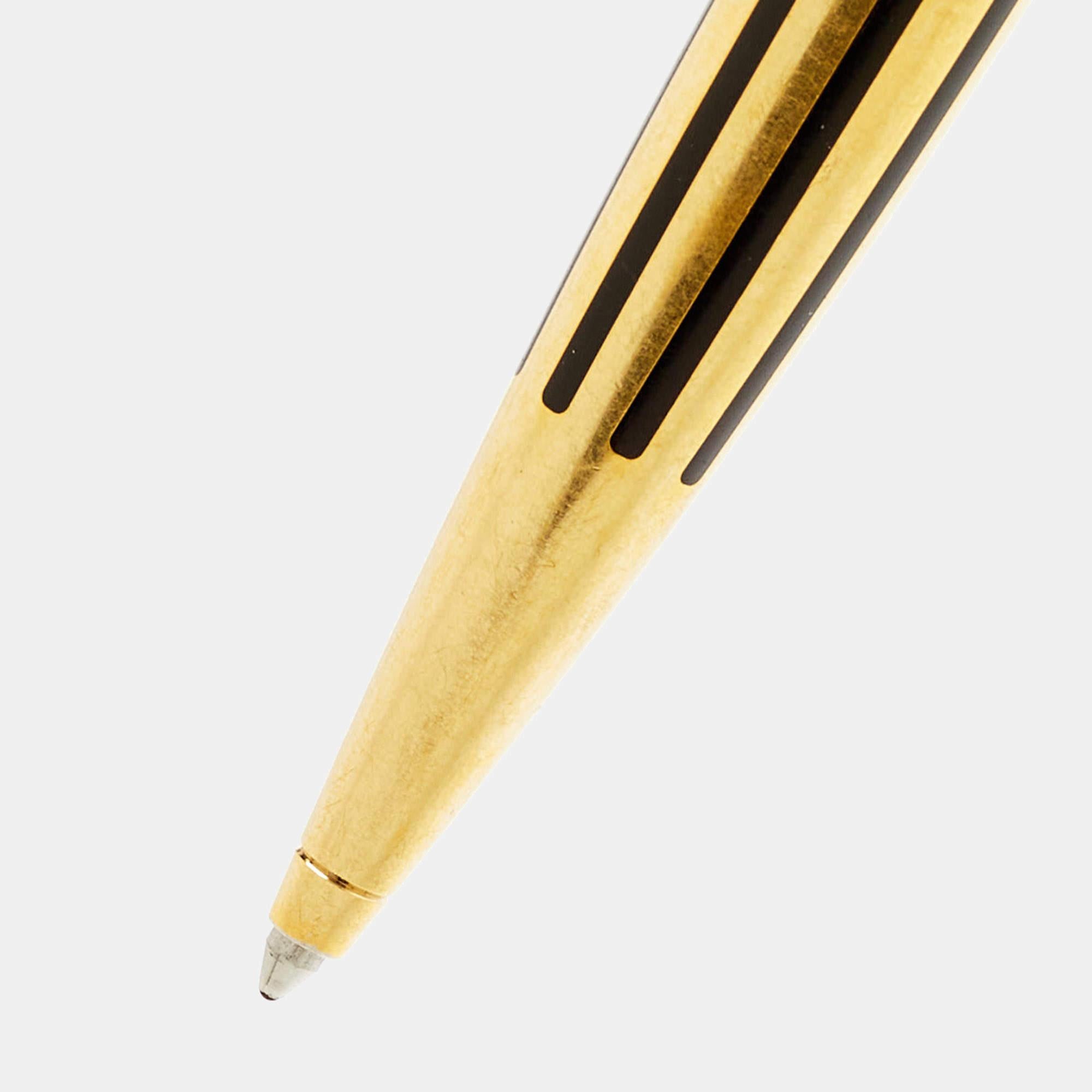 Montblanc Meisterstuck Black Lacquer Gold Plated Ballpoint Pen In Fair Condition In Dubai, Al Qouz 2