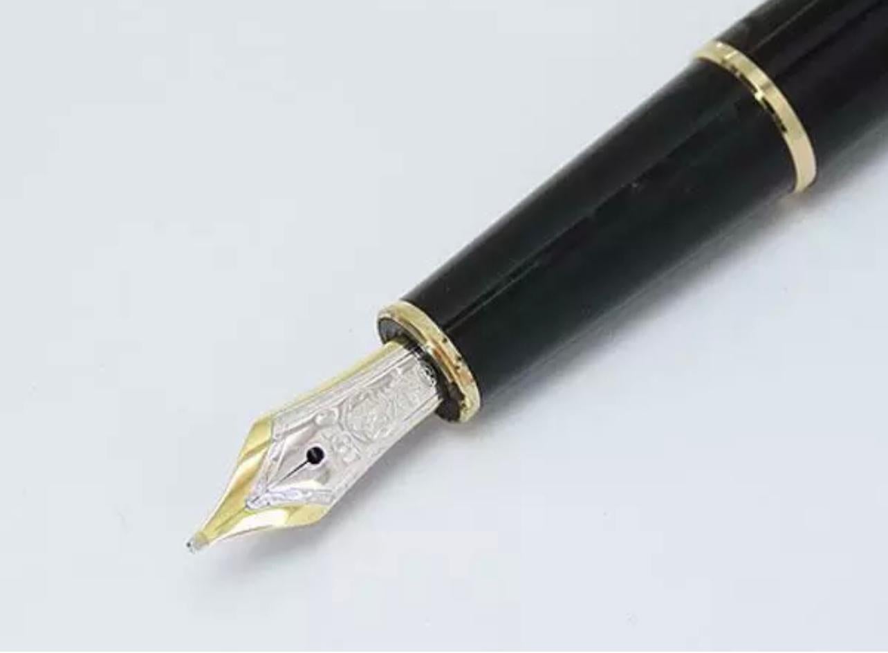 Women's or Men's Montblanc Meisterstuck BN 1527292 Fountain Pen Silver Black Solitaire AG 925, M