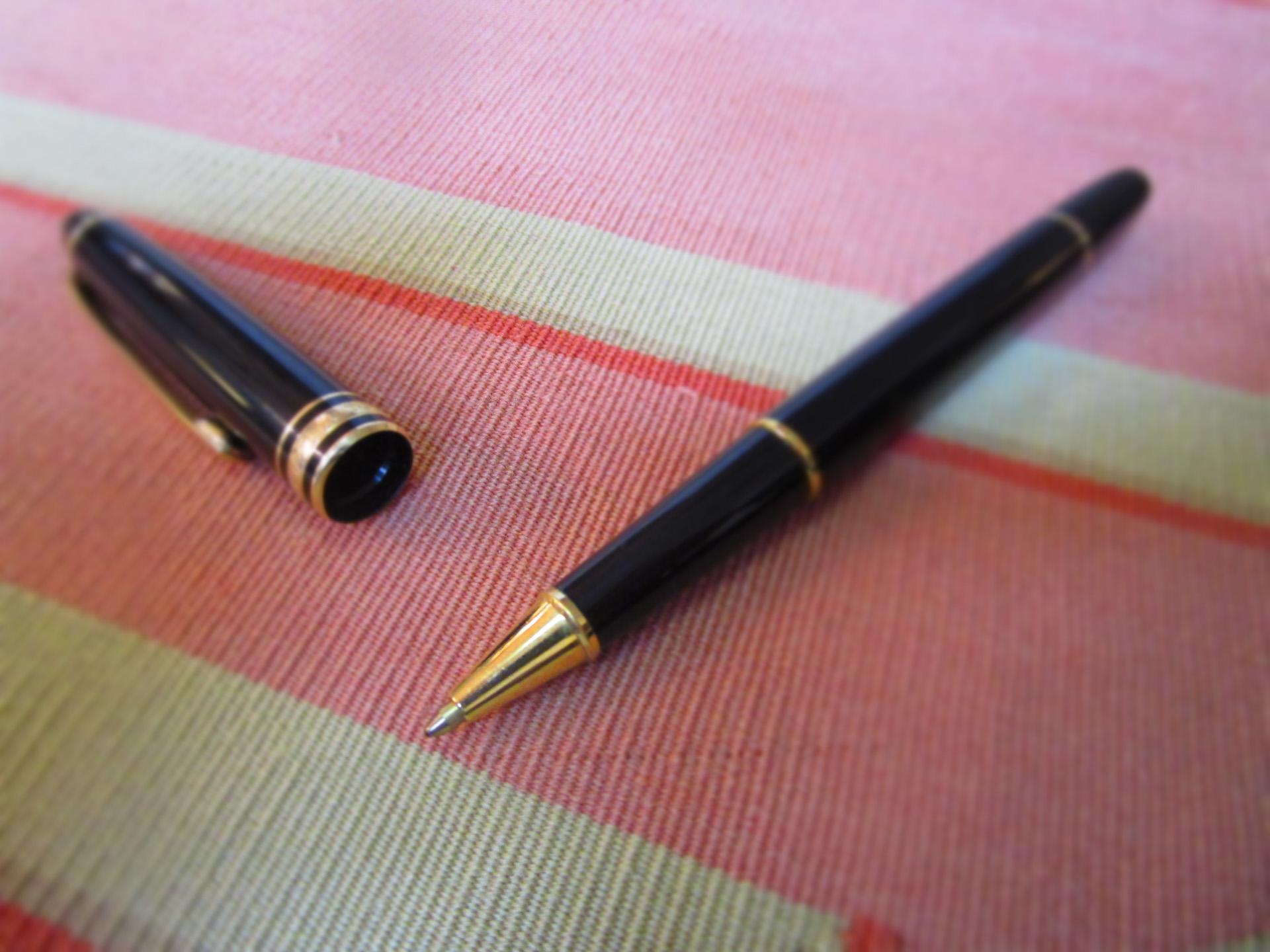 montblanc gold plated pen