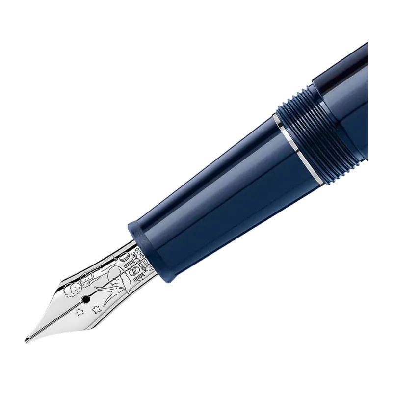 Features
Clip
Clip with yellow lacquered star
Barrel
Deep blue precious resin inspired by the dark blue universe sky
Cap
Deep blue precious resin cap inspired by the dark blue universe sky
NIB
Handcrafted Au 585 / 14 K rhodium-coated nib with the