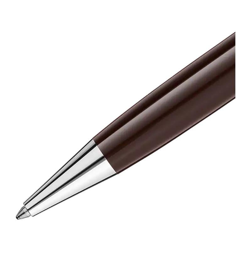 Features
Clip
Rhodium-coated fittings and clip with lacquered yellow star
Barrel in brown precious resin
Cap
Platinum-coated, brushed and etched with drawing of the desert and the aviator's airplane
NIB
18 K champagne gold nib, with the Petit