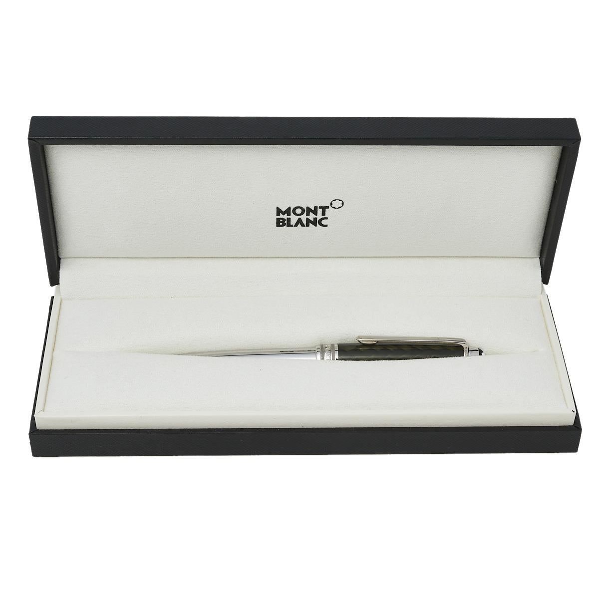 Montblanc Meisterstück Solitaire Carbon Steel Classique Ballpoint Pen In Good Condition In Dubai, Al Qouz 2