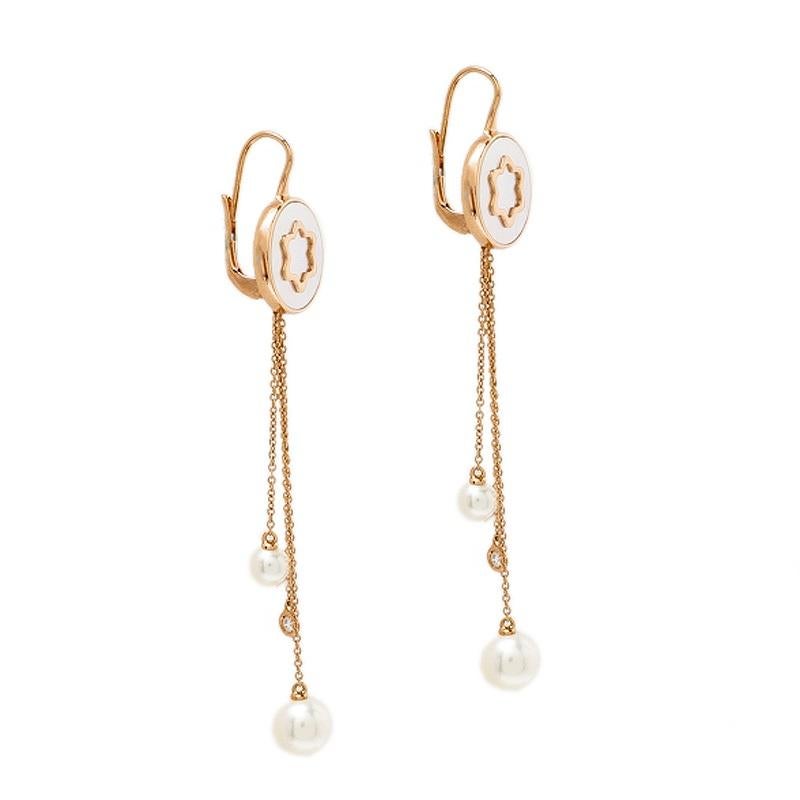 It is nothing less than a dream to own a pair of earrings as mesmerizing as this one from Montblanc. Finely created from 18k rose gold, they have circular studs inlaid with Mother of Pearl and adorned with the star emblem. The earrings also have