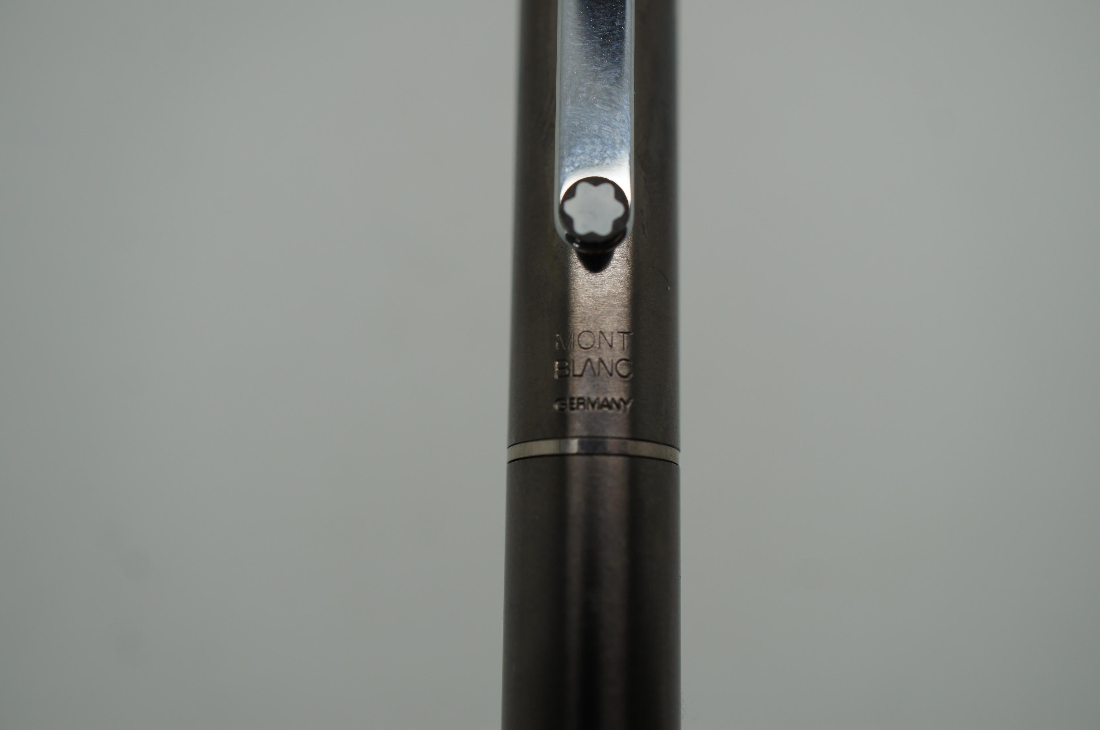 Montblanc Noblesse Brushed Metal Fountain Pen Gunmetal Gray 1