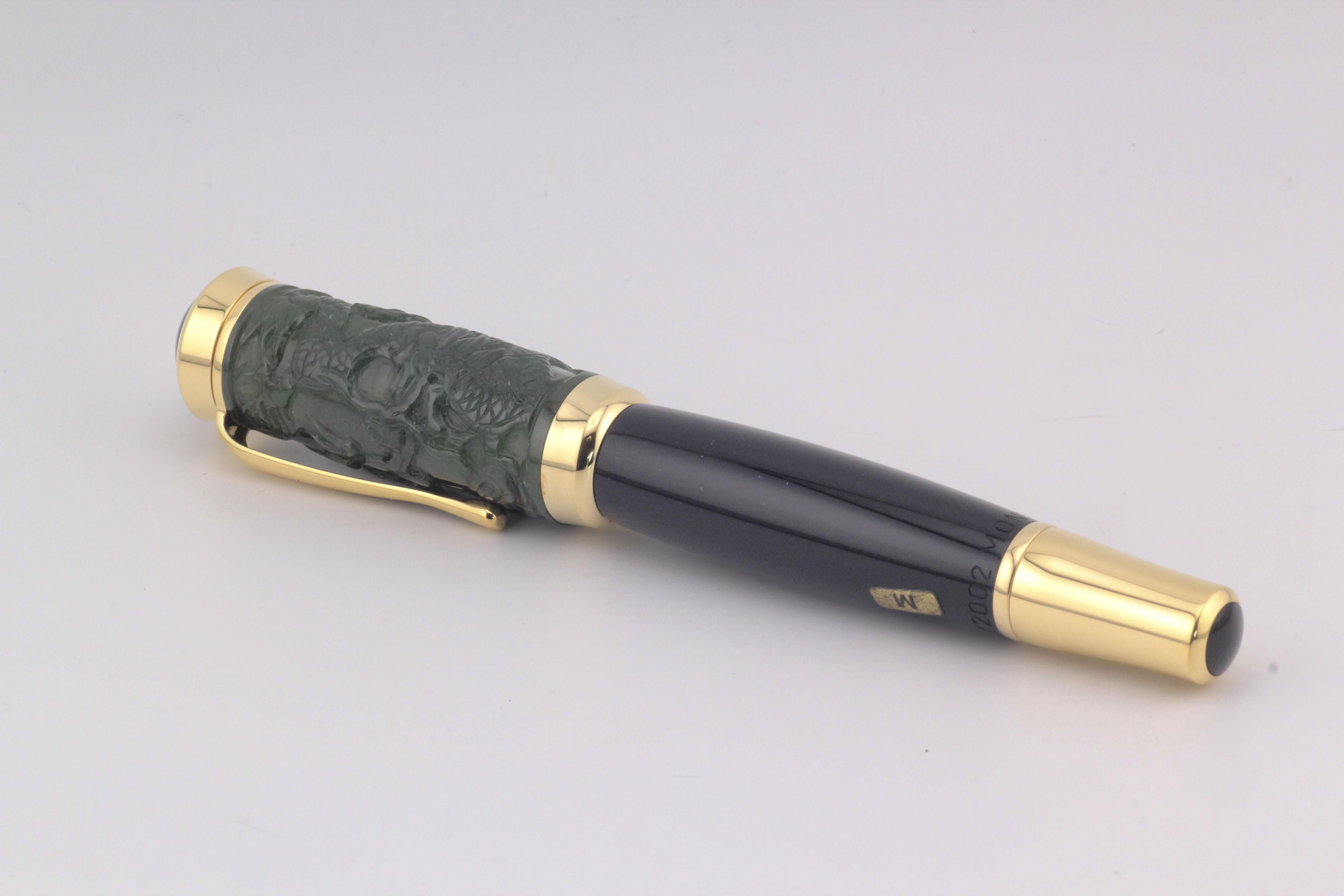Montblanc Qing Dynastie Echte Jade Limited Edition Füllfederhalter im Zustand „Hervorragend“ im Angebot in Simpsonville, SC
