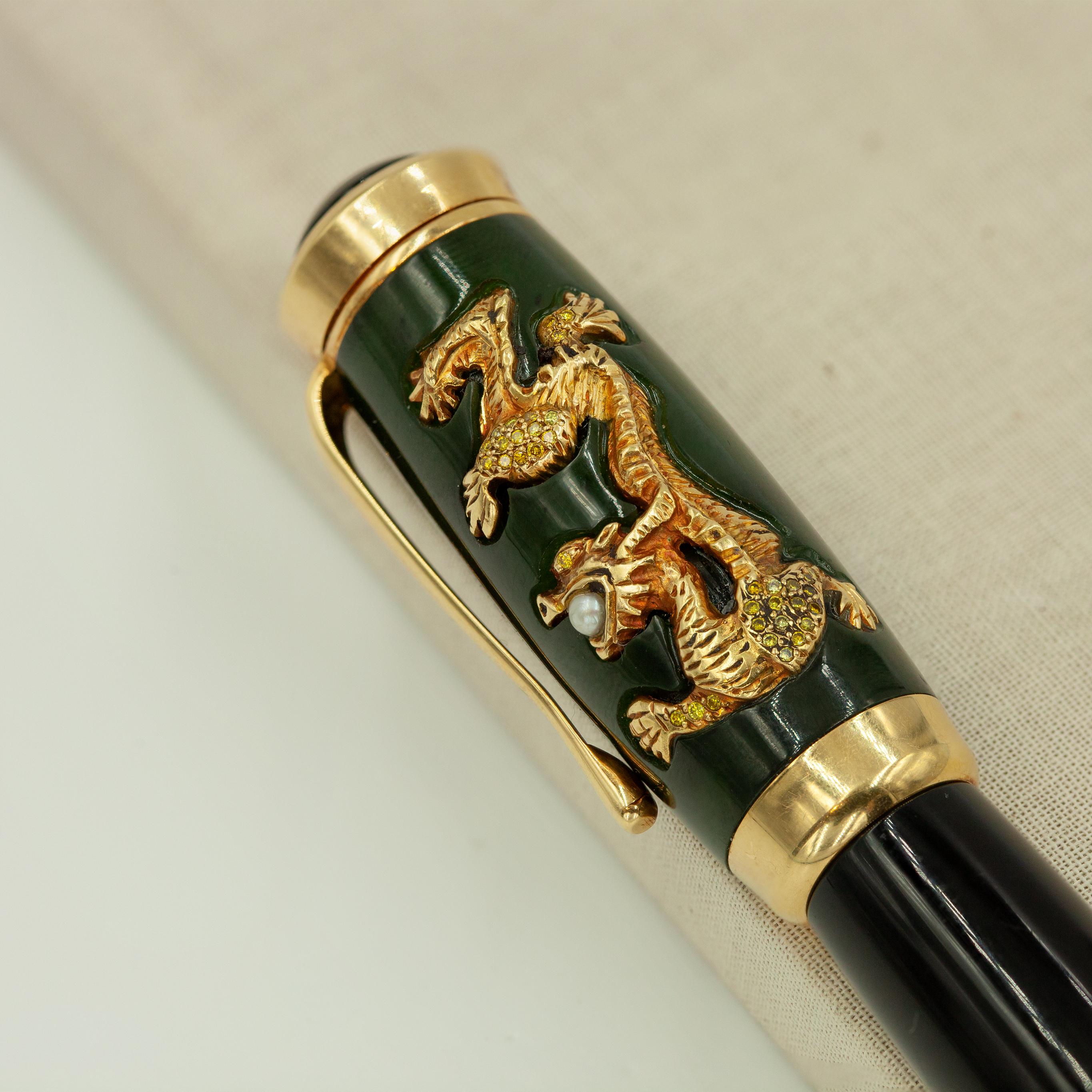 MONTBLANC Qing Dynasty version précieuse 18 carats YG Jade édition limitée 2002 en vente 2