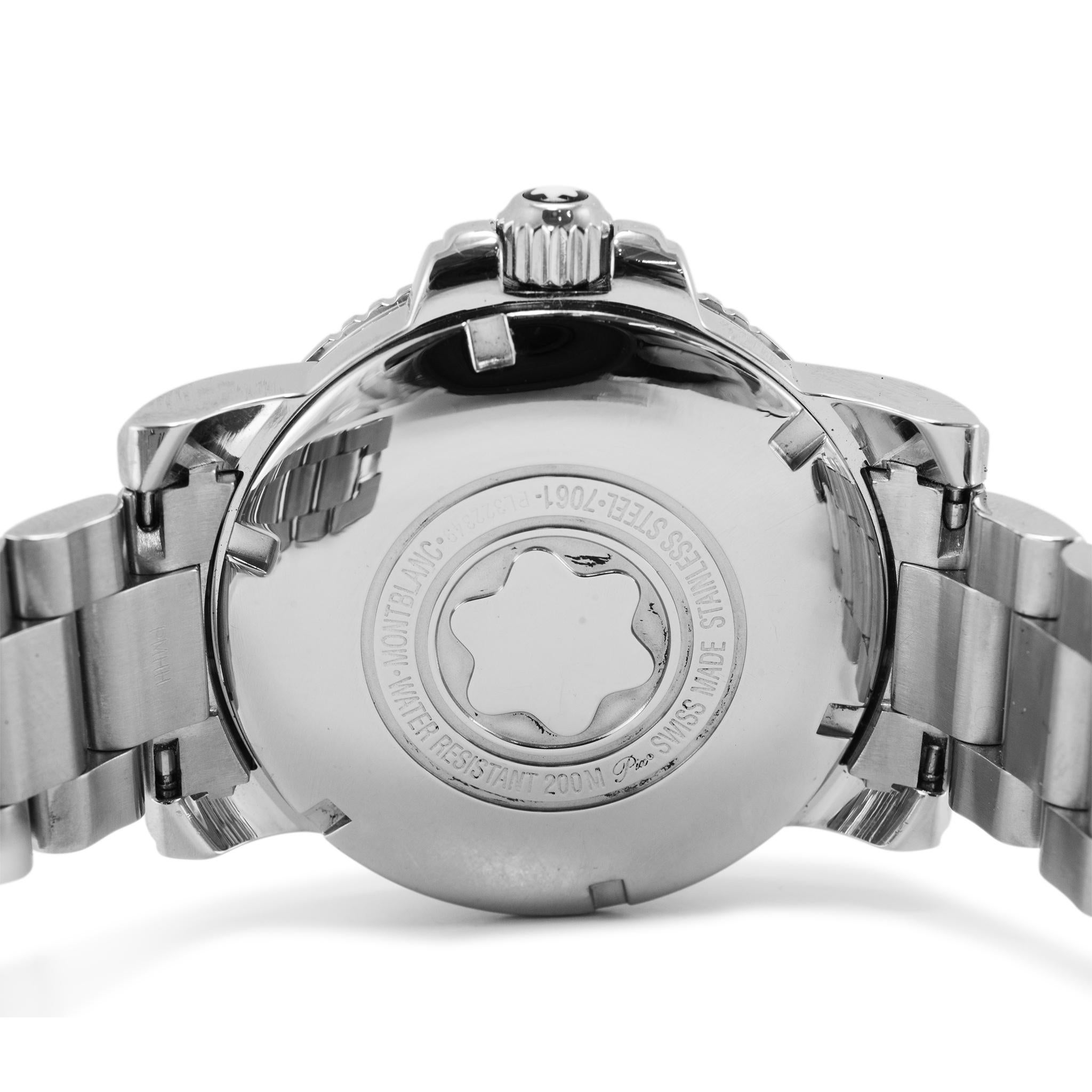 Montblanc Sport Gmt 41MM 7061 Stainless Steel Silver Dial Automatic Watch Pour hommes en vente