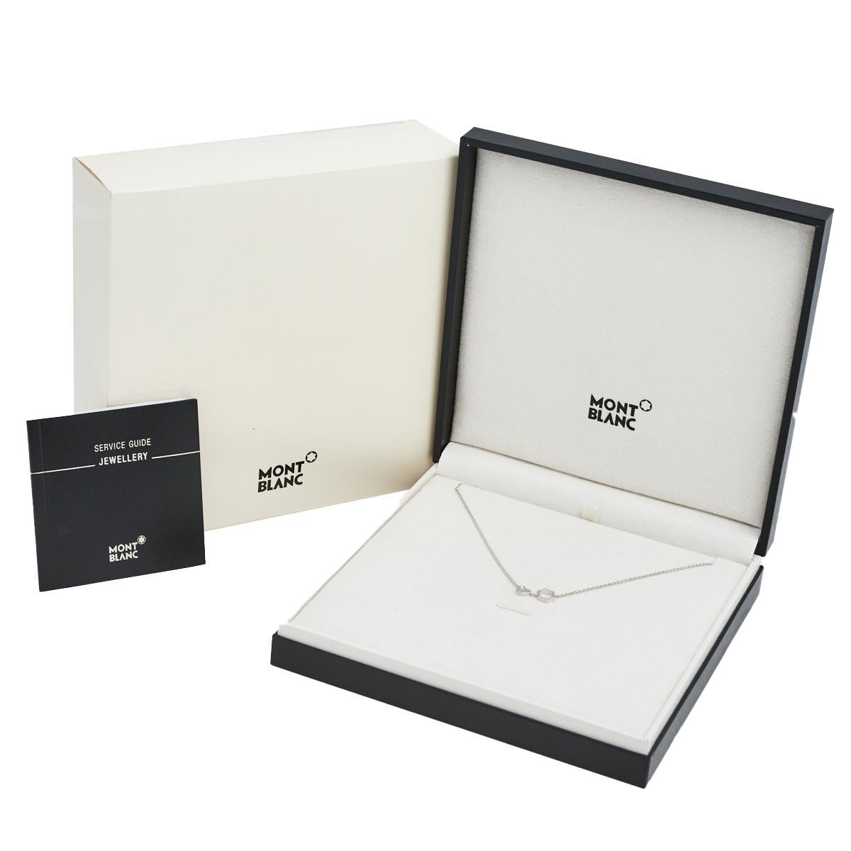 This lovely Montblanc necklace is one accessory you will definitely love owning. Crafted from 18k white gold metal, this piece flaunts a diamond-embellished heart and the brand's star logo attached side by side to gracefully highlight your