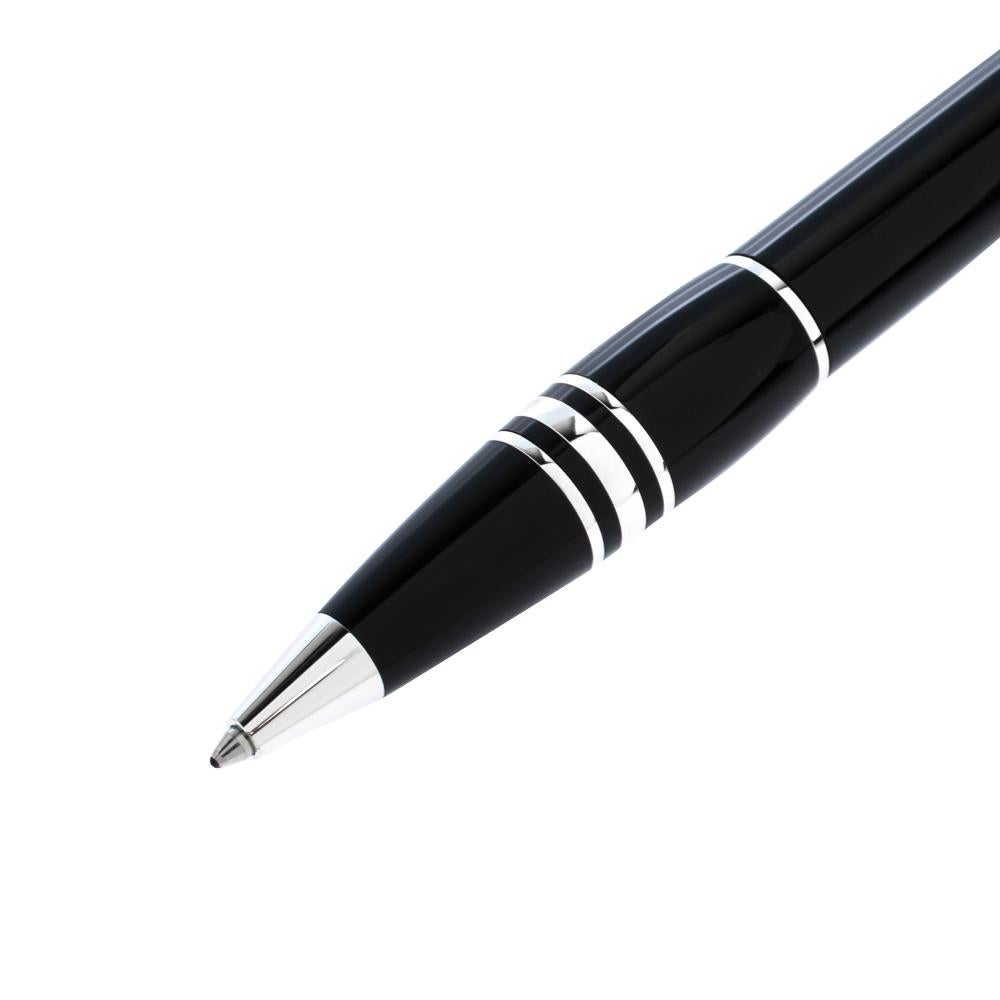 Montblanc brings you this lovely ballpoint pen that has been made from resin and fitted with silver-tone metal. It has a pocket clip and the star logo on the top. Filled with black ink, the pen is a creation that defines quality craftsmanship and