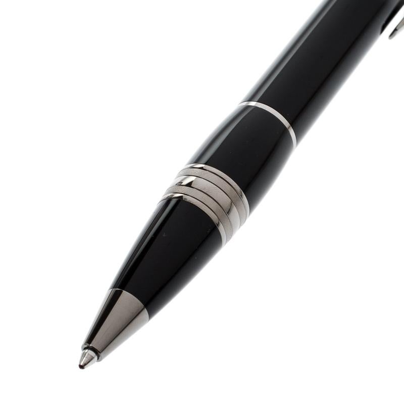 Montblanc brings you this lovely ballpoint pen that has been made from resin and fitted with Ruthenium-coated metal. It has a pocket clip and the star logo on the top. Filled with black ink, the pen is a creation that defines quality craftsmanship