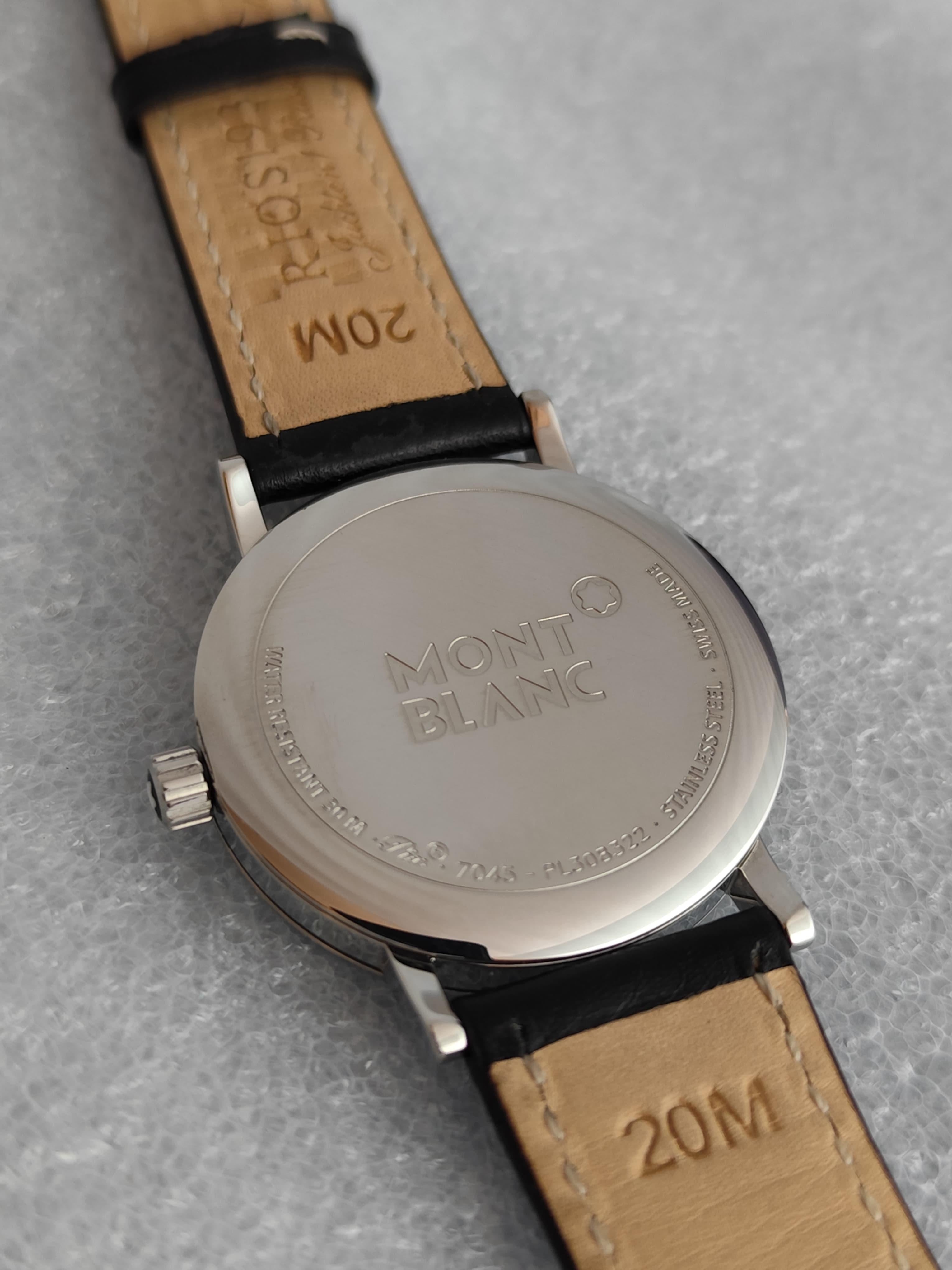 Montblanc Summit Pix 7045 Date 38mm Men's Watch For Sale 1
