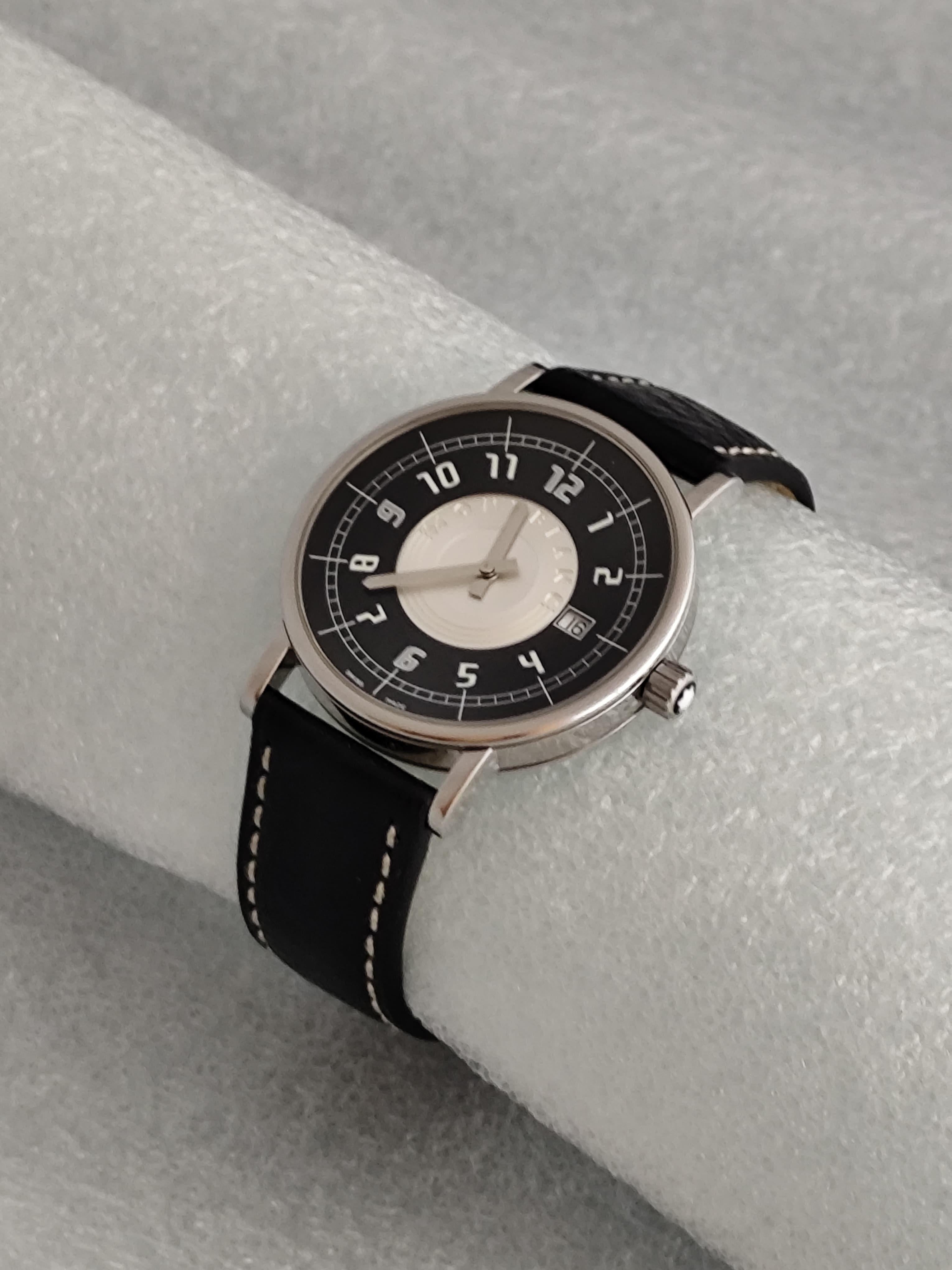 Montblanc Summit Pix 7045 Date 38mm Men's Watch For Sale 6