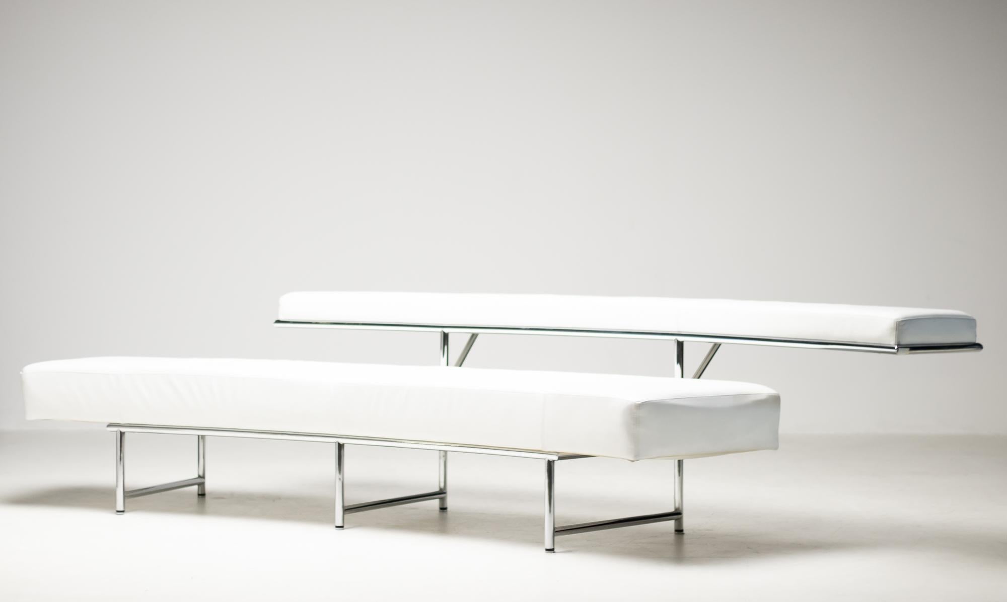 Monte Carlo Sofa in White Leather by Eileen Gray 1