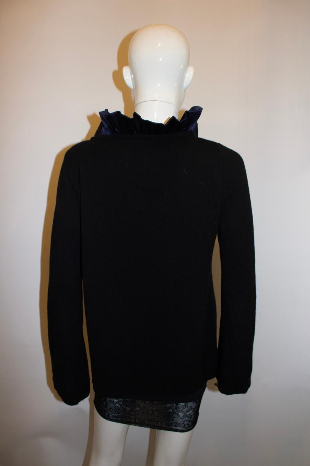 Noir Monte Solaro - Pull en cachemire mélangé avec volants en satin en vente