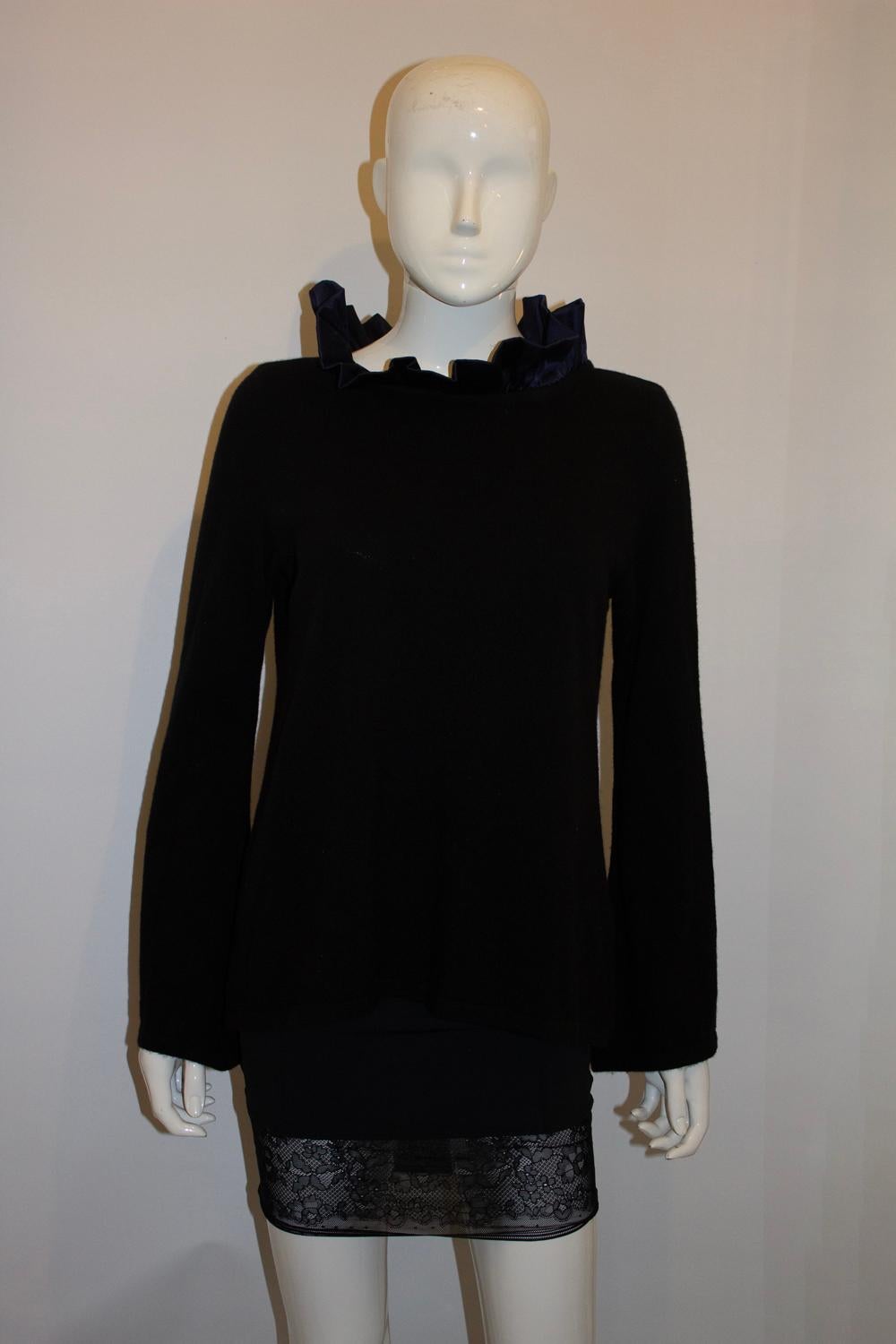 Monte Solaro - Pull en cachemire mélangé avec volants en satin Unisexe en vente