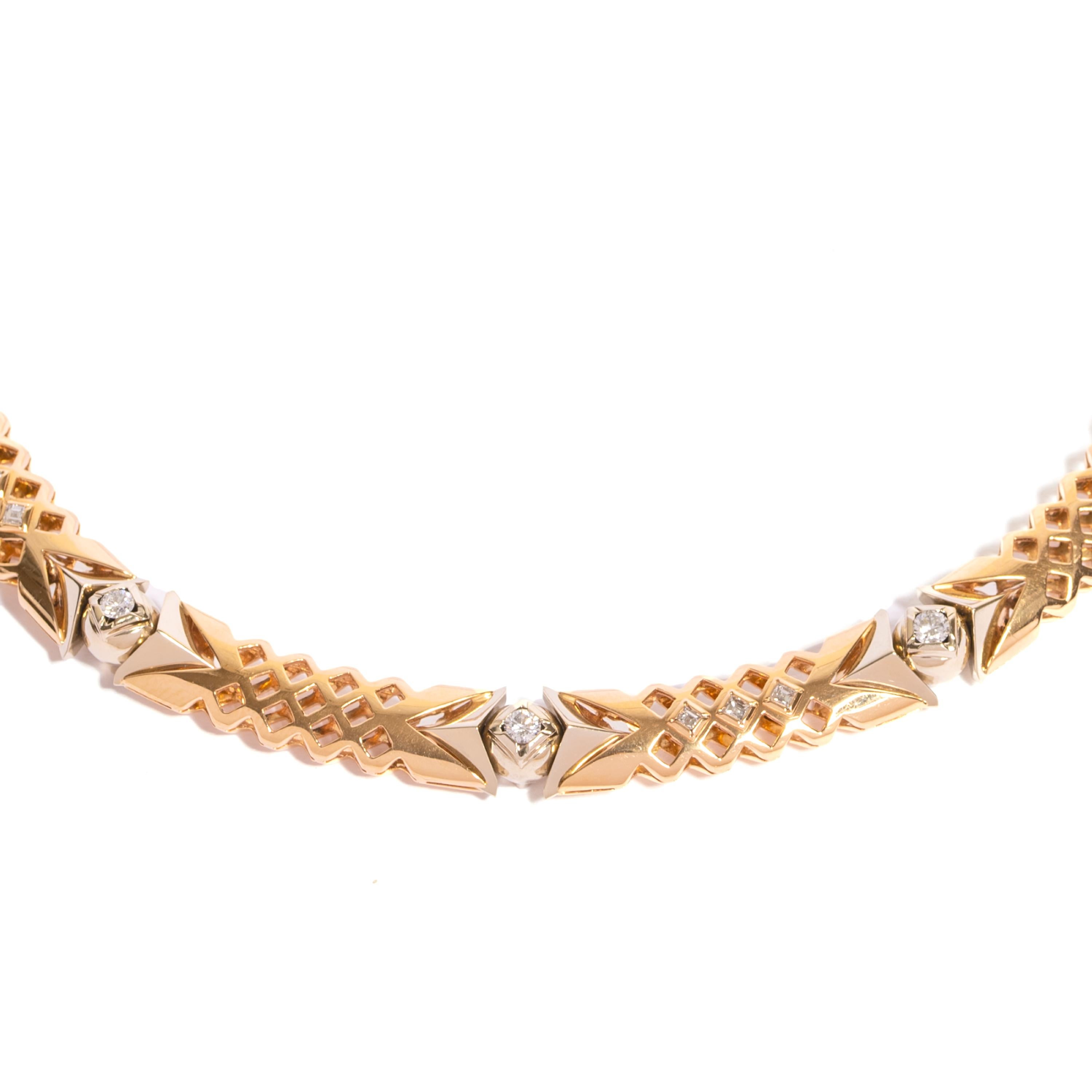 Beautiful necklage by the Italian designer Giancarlo Montebello. The knitted necklace is a unique piece were designed directly for our Enrico Trizio 1868 jewelry. A very elegant yellow gold necklage with 0,57 ct brilliant cut carret and 1.77 ct cut