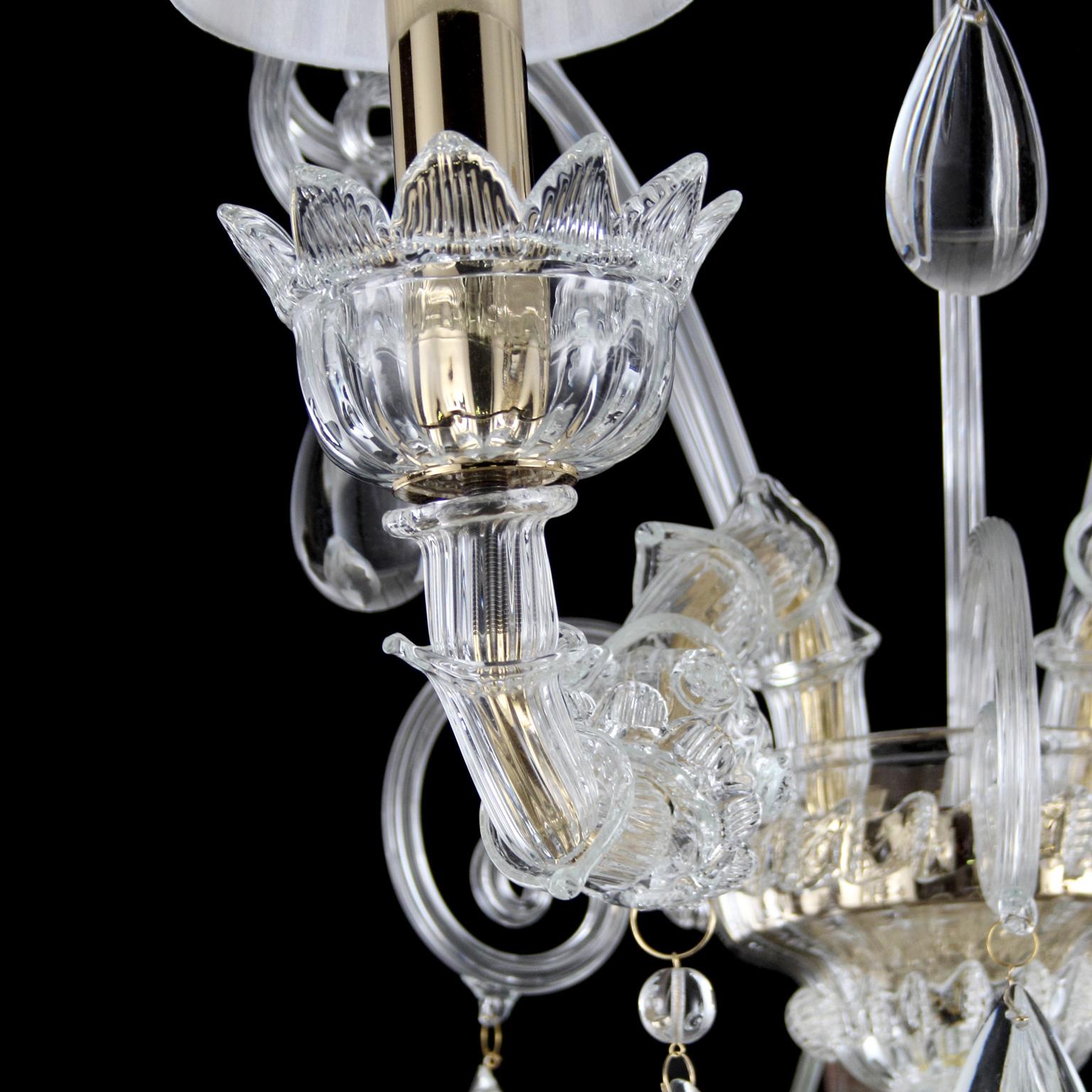 Lámpara 2 brazos estilo veneciano cristal de Murano, pantallas blancas by Multiforme en Nuevo estado para la venta en Trebaseleghe, IT