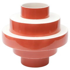 Montée, Orange, handbemalte zeitgenössische Vase, hergestellt in Italien
