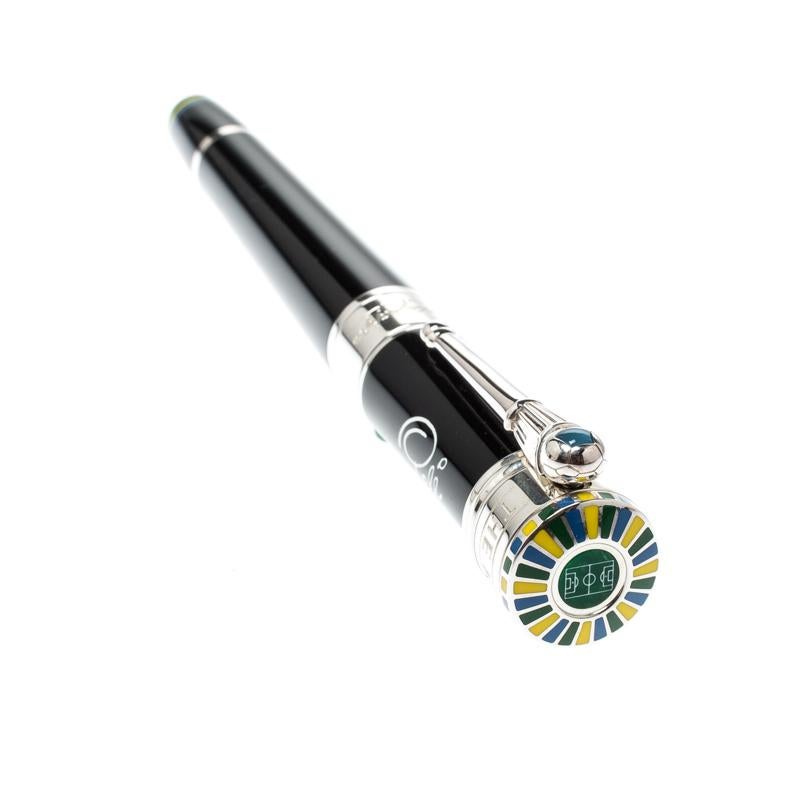 Montegrappa Black PELÉ P10 Limited Edition  Resin Sterling Silver Fineliner Pen 1