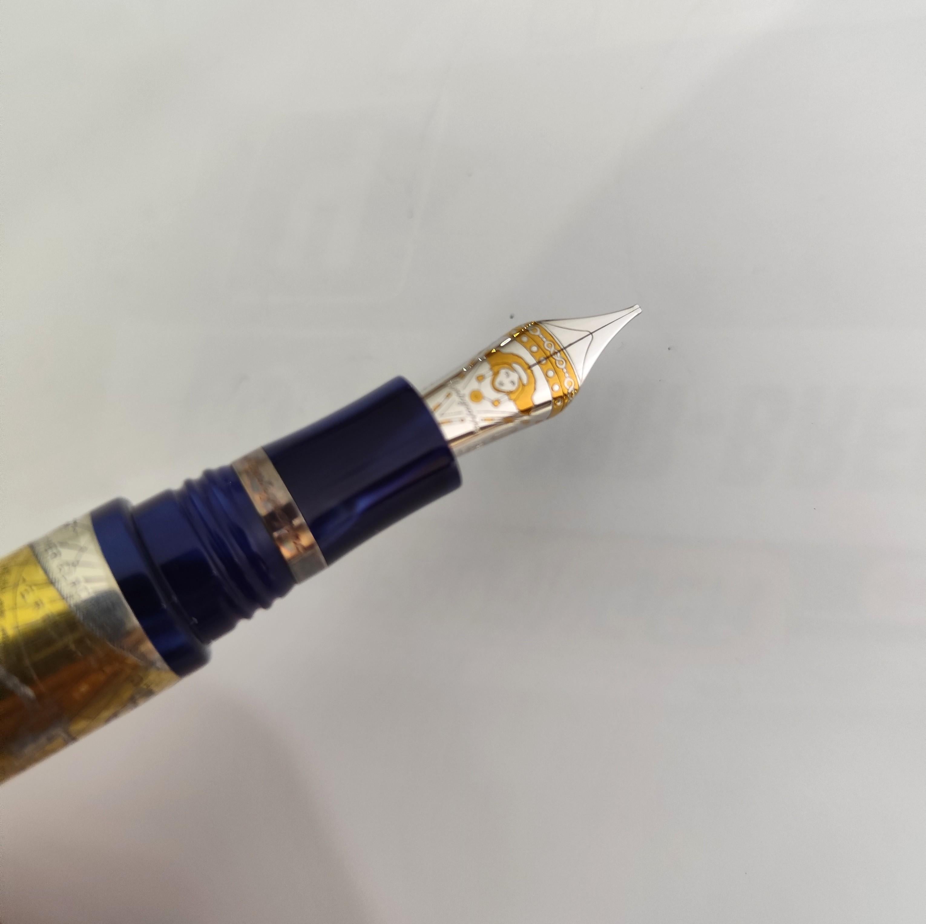 Montegrappa Gea 2001 Limited Edition Sterling Silver 18K M Nib Fountain in Box en vente 7