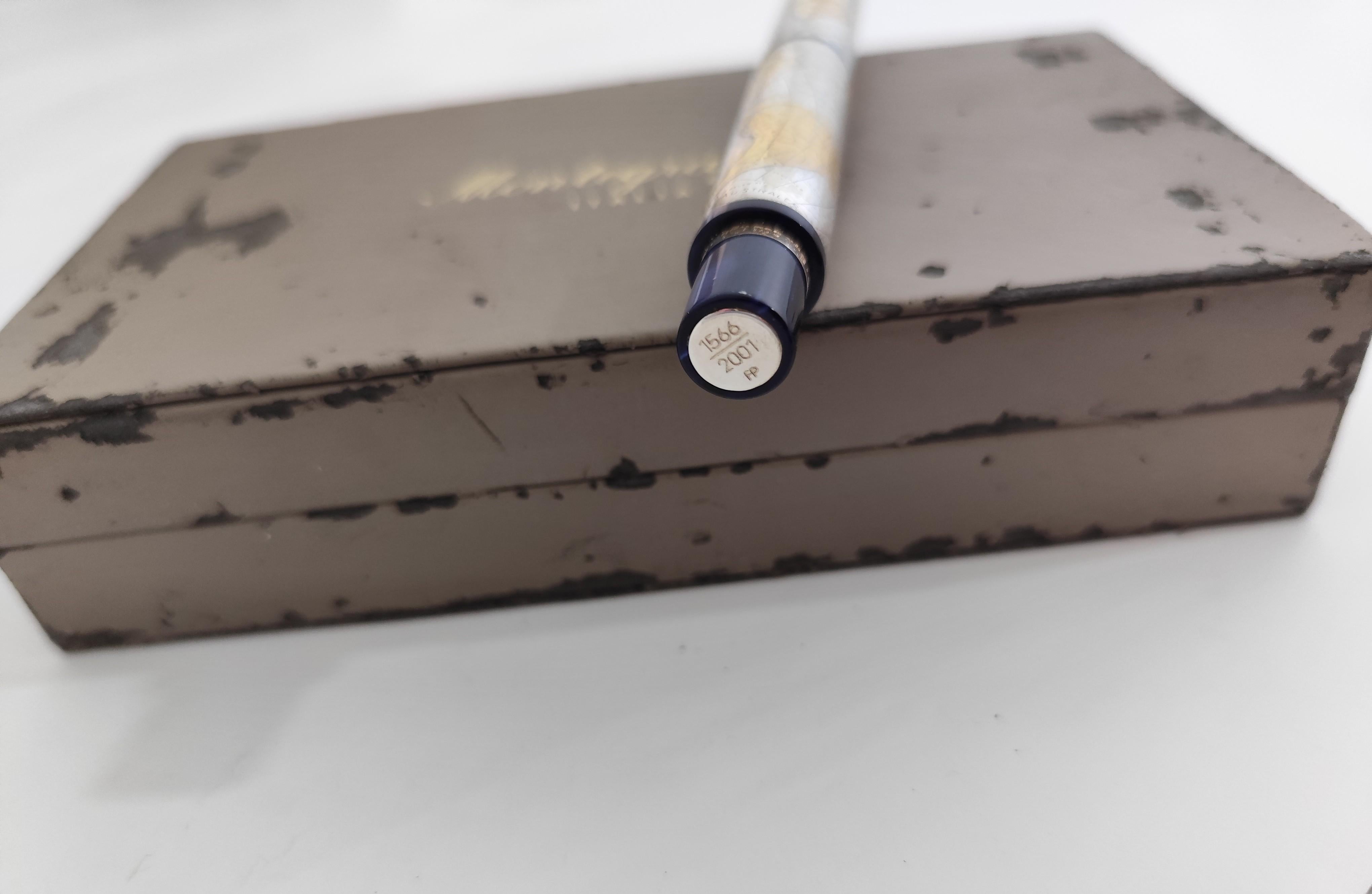 Montegrappa Gea 2001 Limited Edition Sterling Silver 18K M Nib Fountain in Box en vente 8