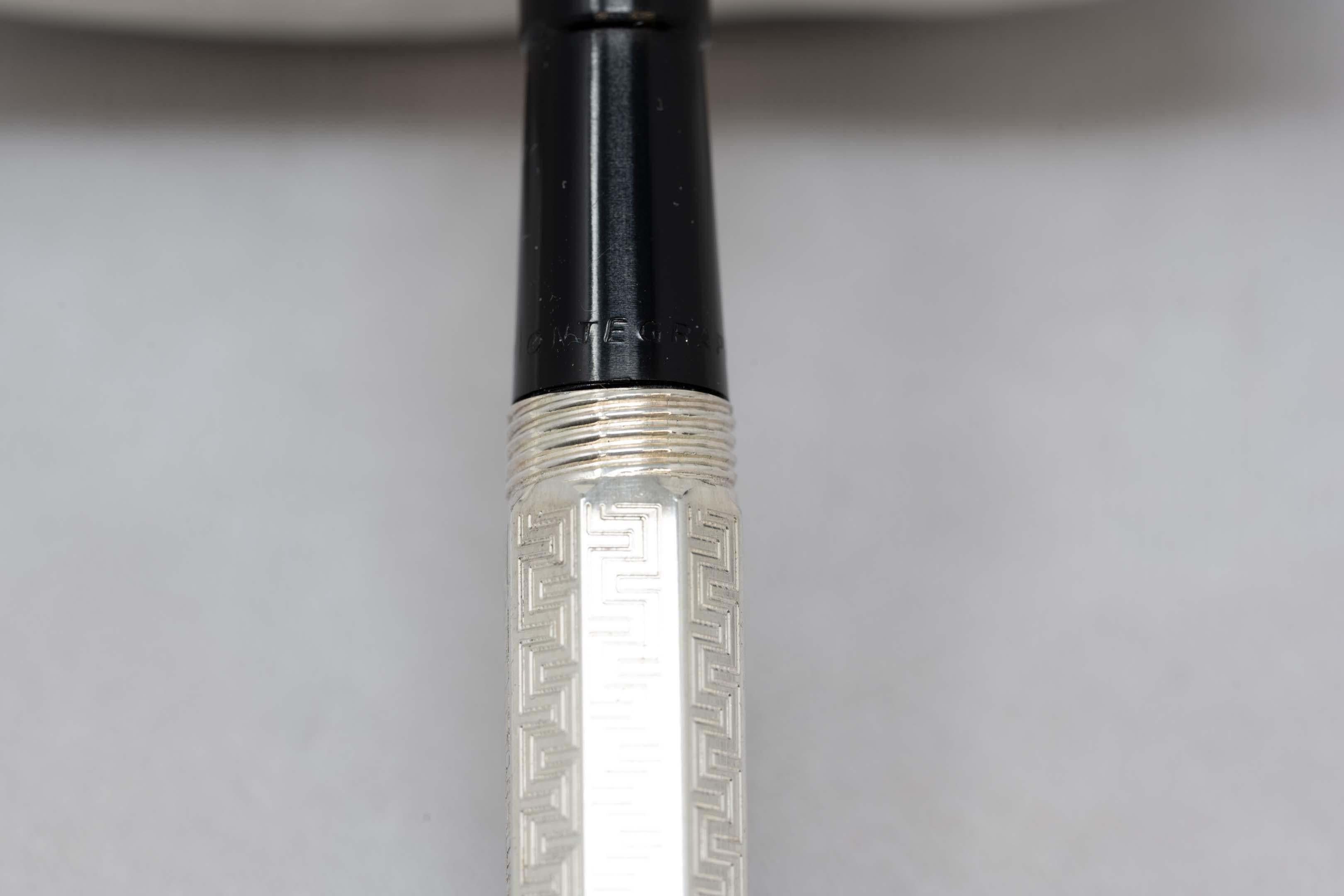 Montegrappa Reminiscence Fountain Pen 925 Silver & 14k Gold Nib For Sale 3