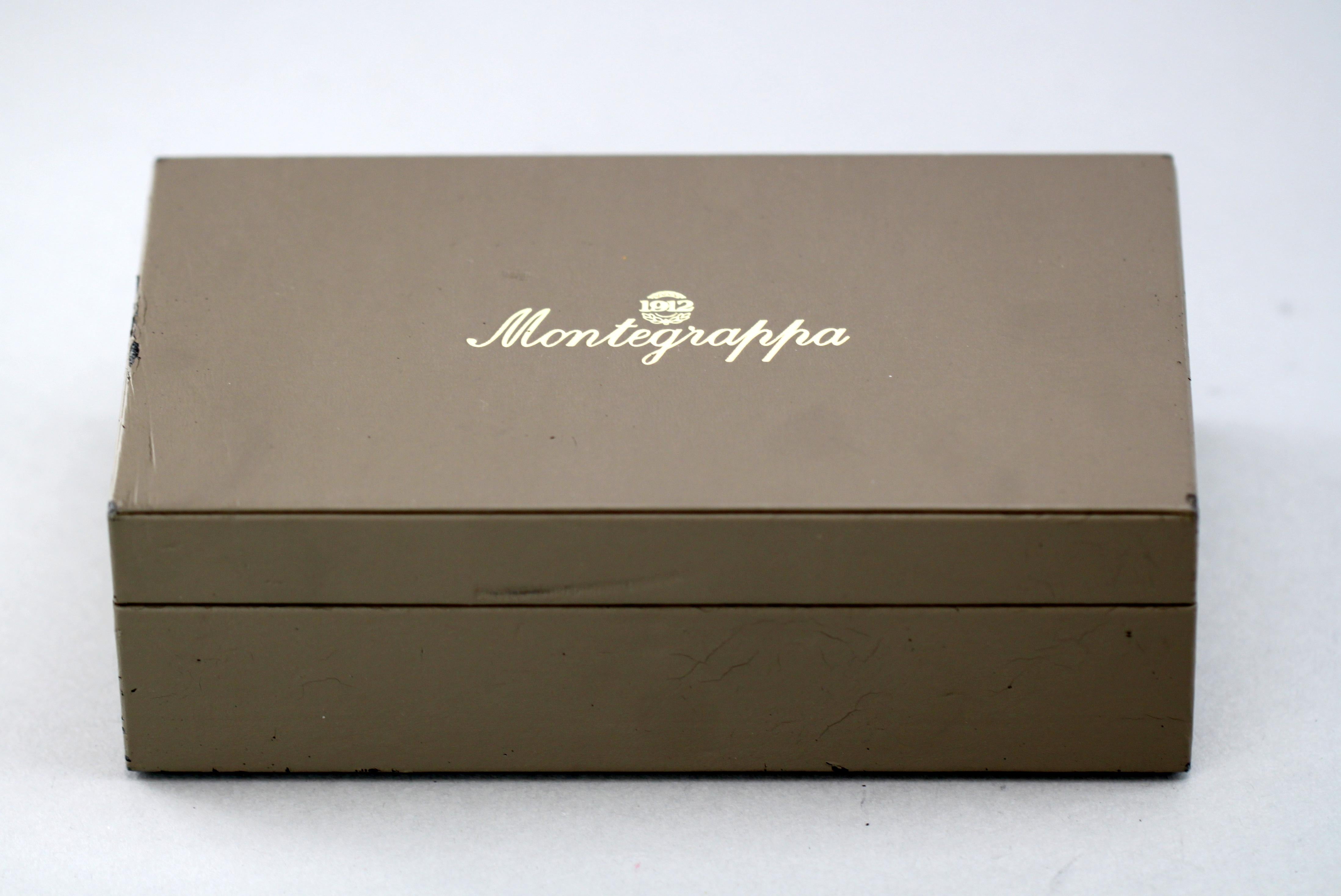 Montegrappa, Sterling Silver Fountain Pen with 18 Karat Yellow Gold Nib 4