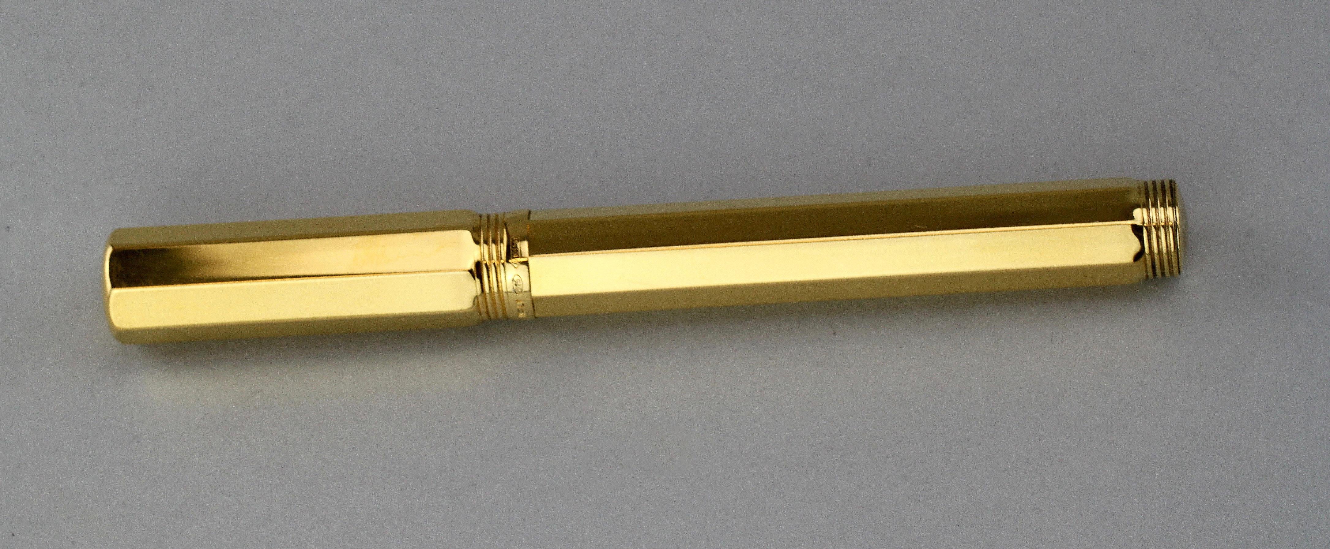 Stylo plume Montegrappa en argent sterling de finition dorée avec plume en or 18 carats en vente 2