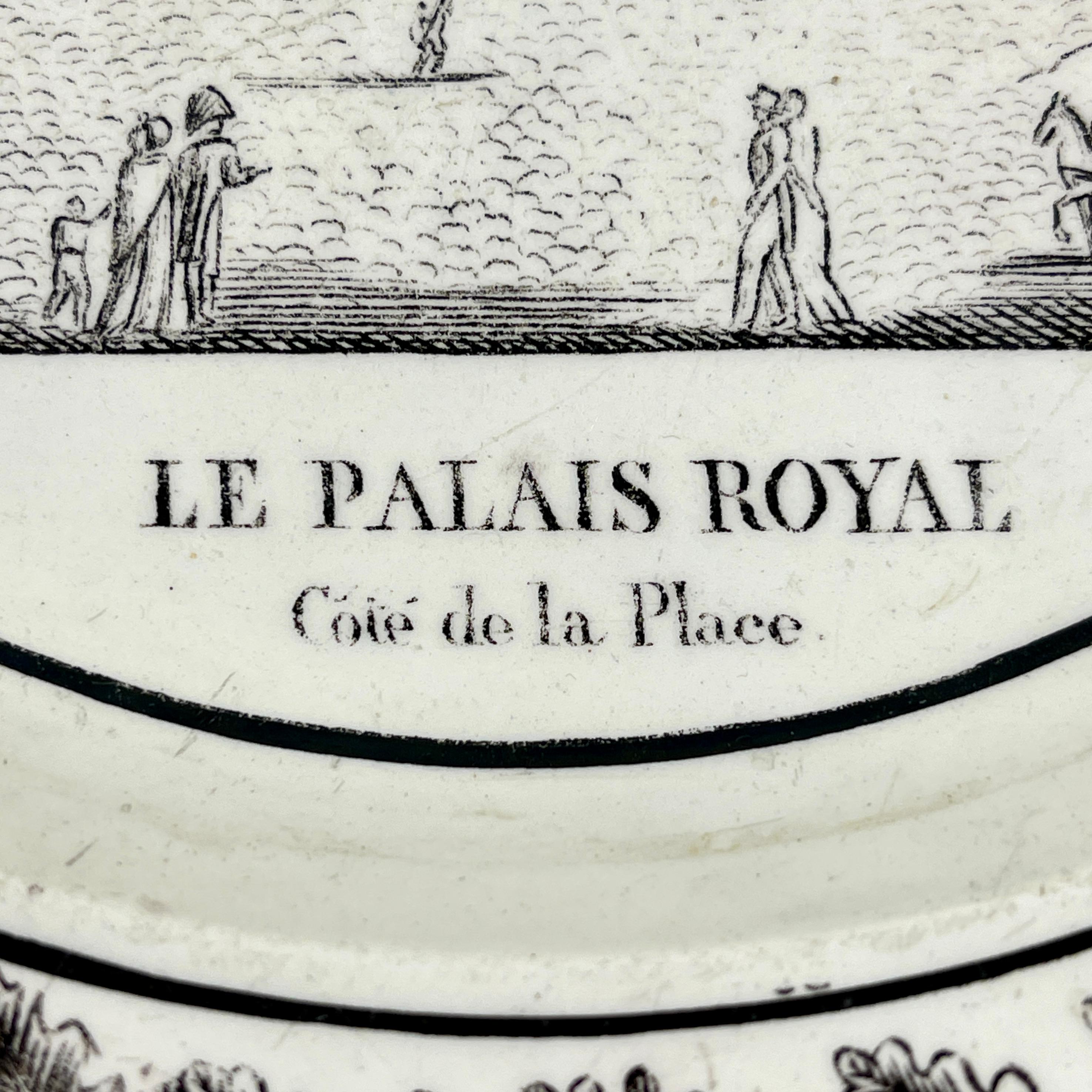 Neoclassical Montereau French Creamware Faïence Le Palais Royal Architecture Plate For Sale