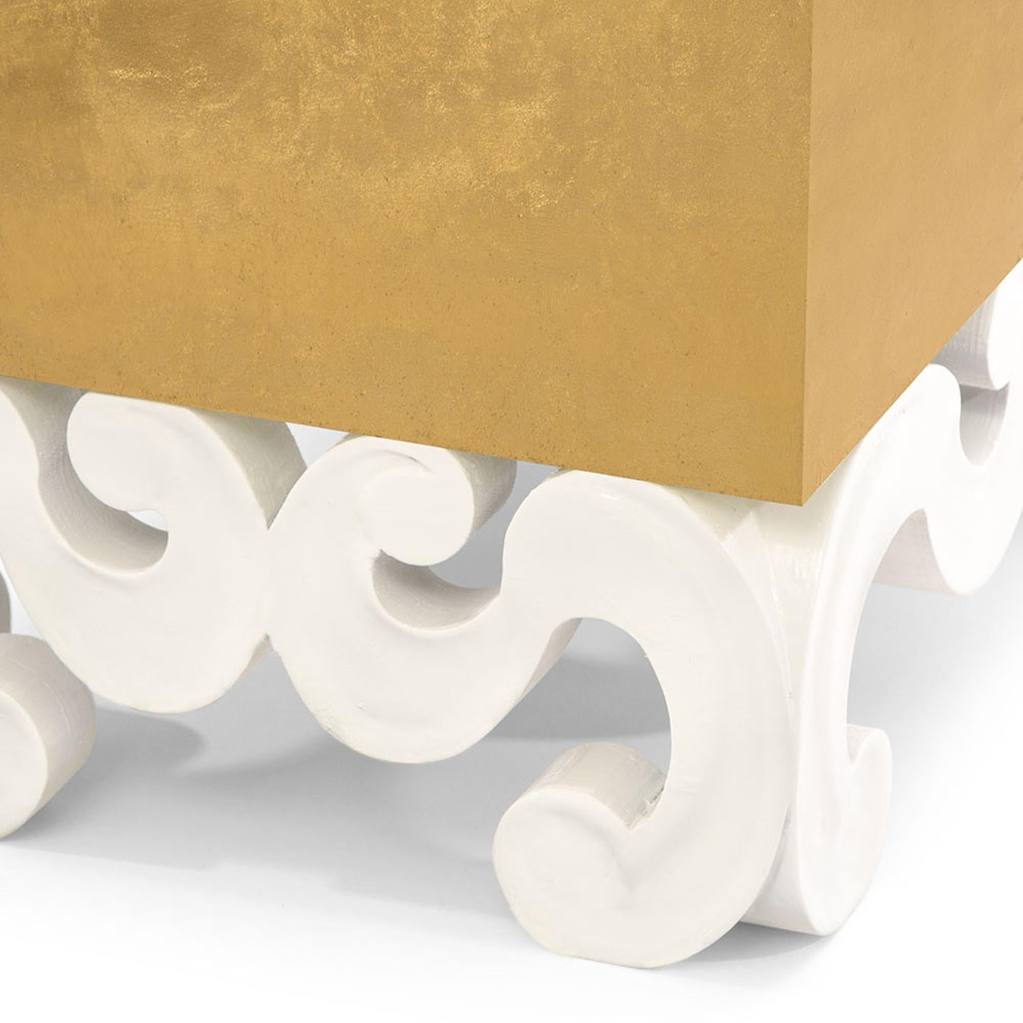 Modern Monterey Scroll Side Table in Aged Gold Leaf by Innova Luxuxy Group For Sale