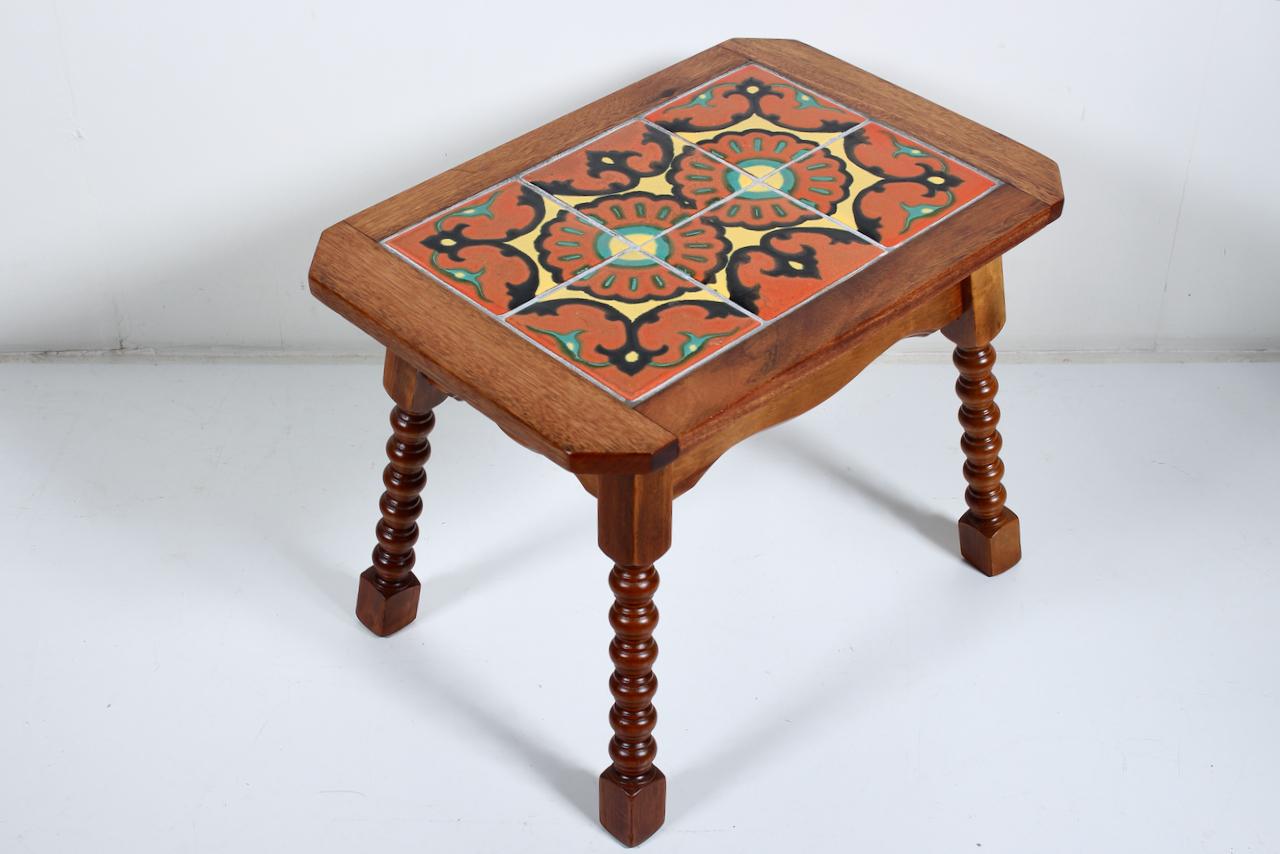 Monterey Style Turned End Table with Orange & Yellow Spanish Tiles, C. 1930 In Good Condition For Sale In Bainbridge, NY