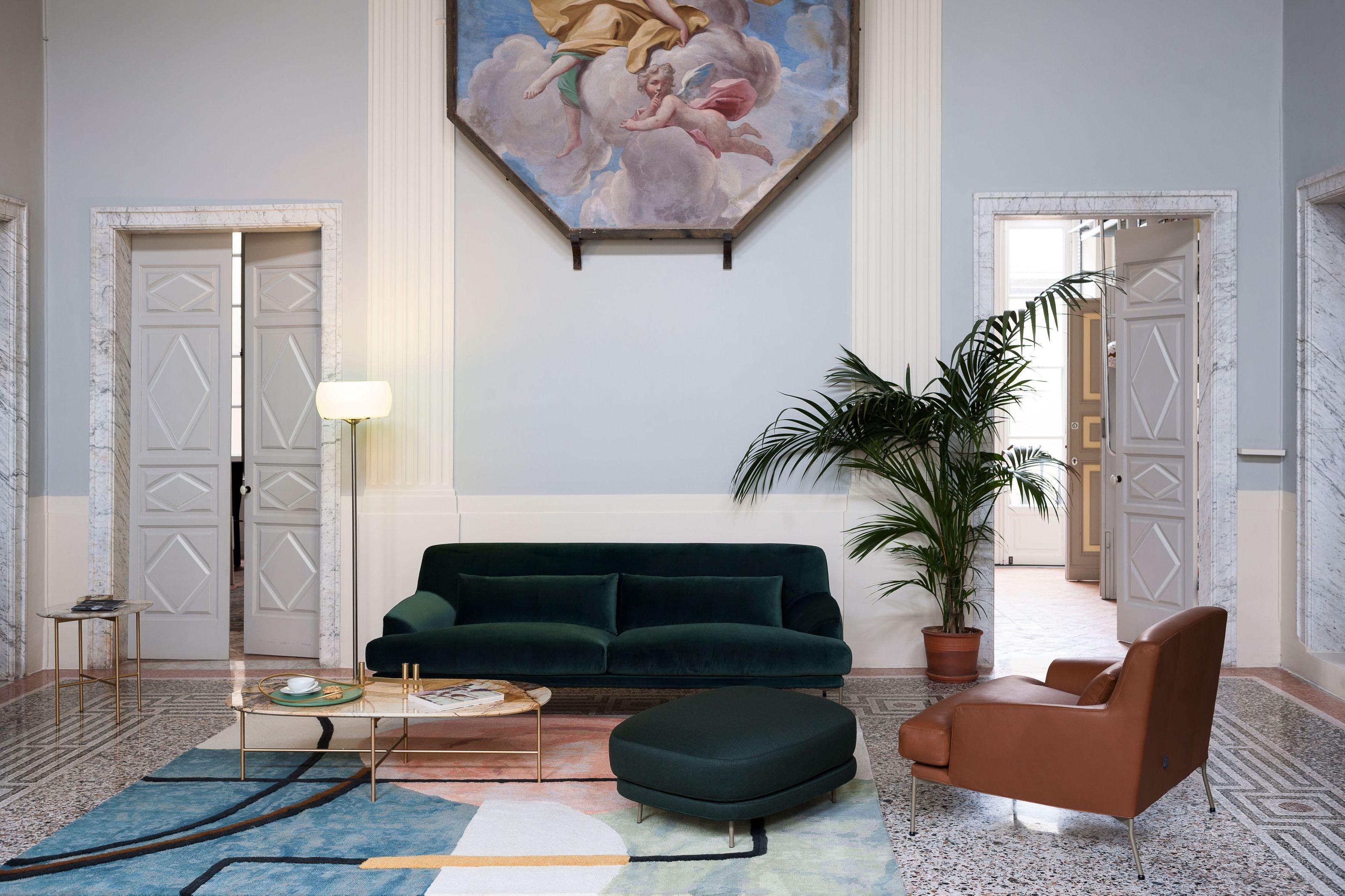 Montevideo Sofa
Designed by Claesson Koivisto Rune

In an elegant synthesis of aesthetics and ergonomics, the Montevideo sofa reflects a meticulous study of lines and proportions, designed to provide absolute comfort.

The Swedish architecture