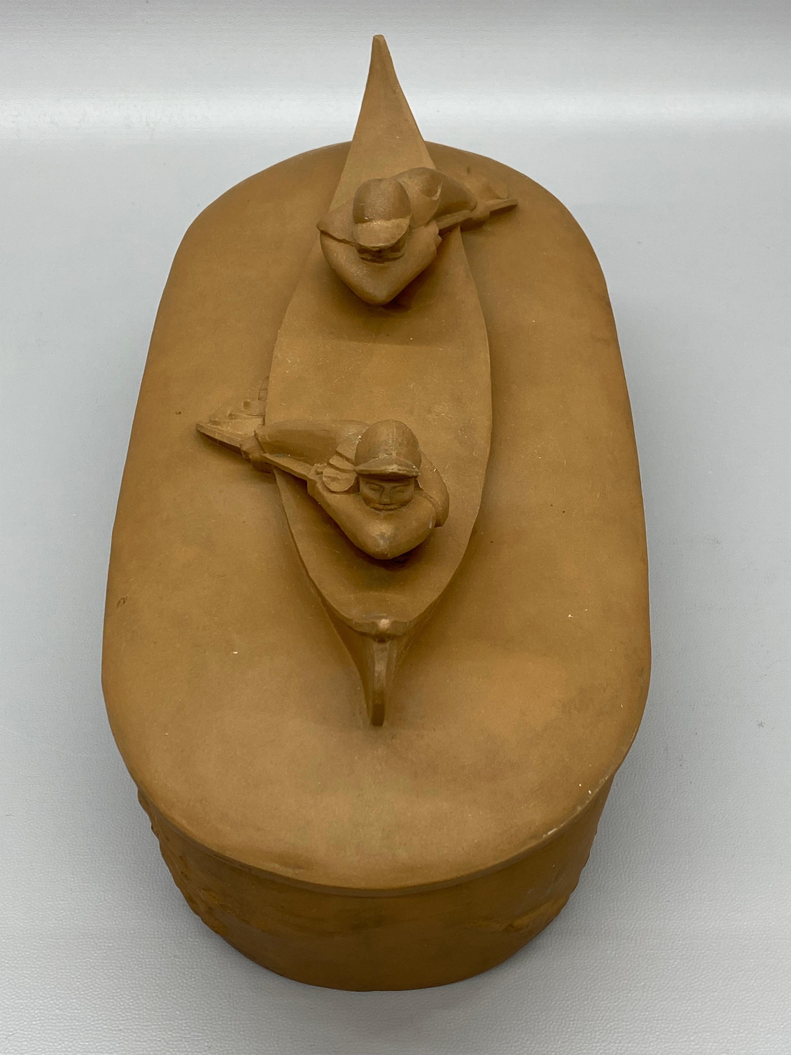 Montgomery Smith 1983 Figural Canoeros de aguas bravas Barco cubierto Hecho a mano en venta