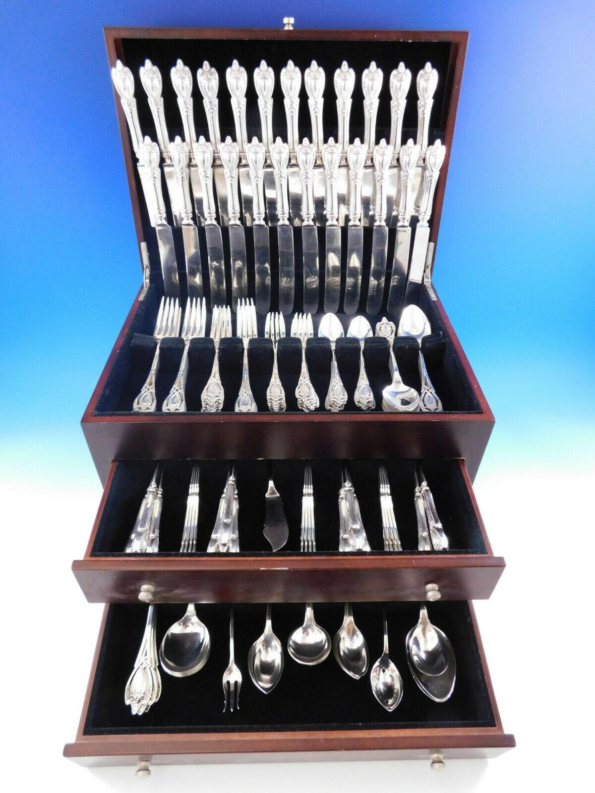 Monumental Monticello by Lunt sterling silver flatware set dinner and luncheon size, 150 pieces. This set includes:

12 dinner knives, blunt plated blades, 9 1/2