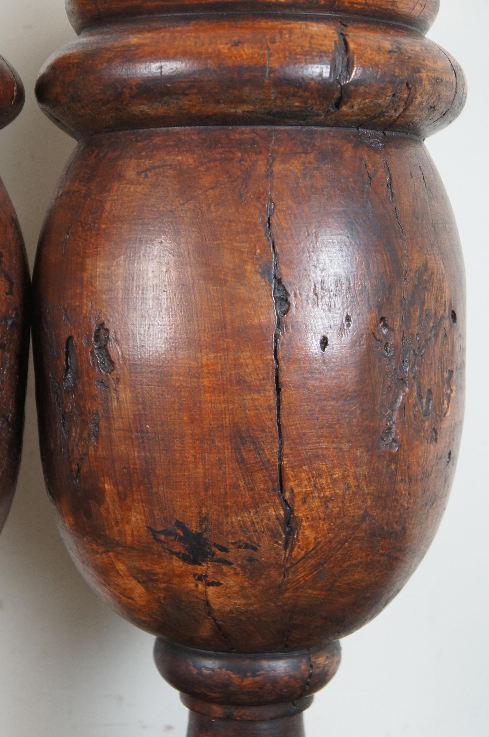 Monticello Studio Primitive Faux Wood Trophy Urn Table Lamps Rustic Lodge 4