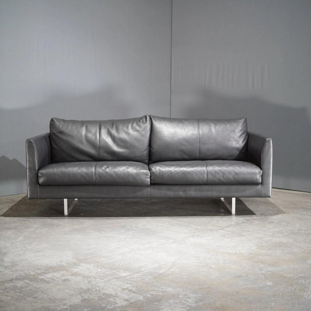 Modern Montis Axel 2-Seater Black Leather Sofa