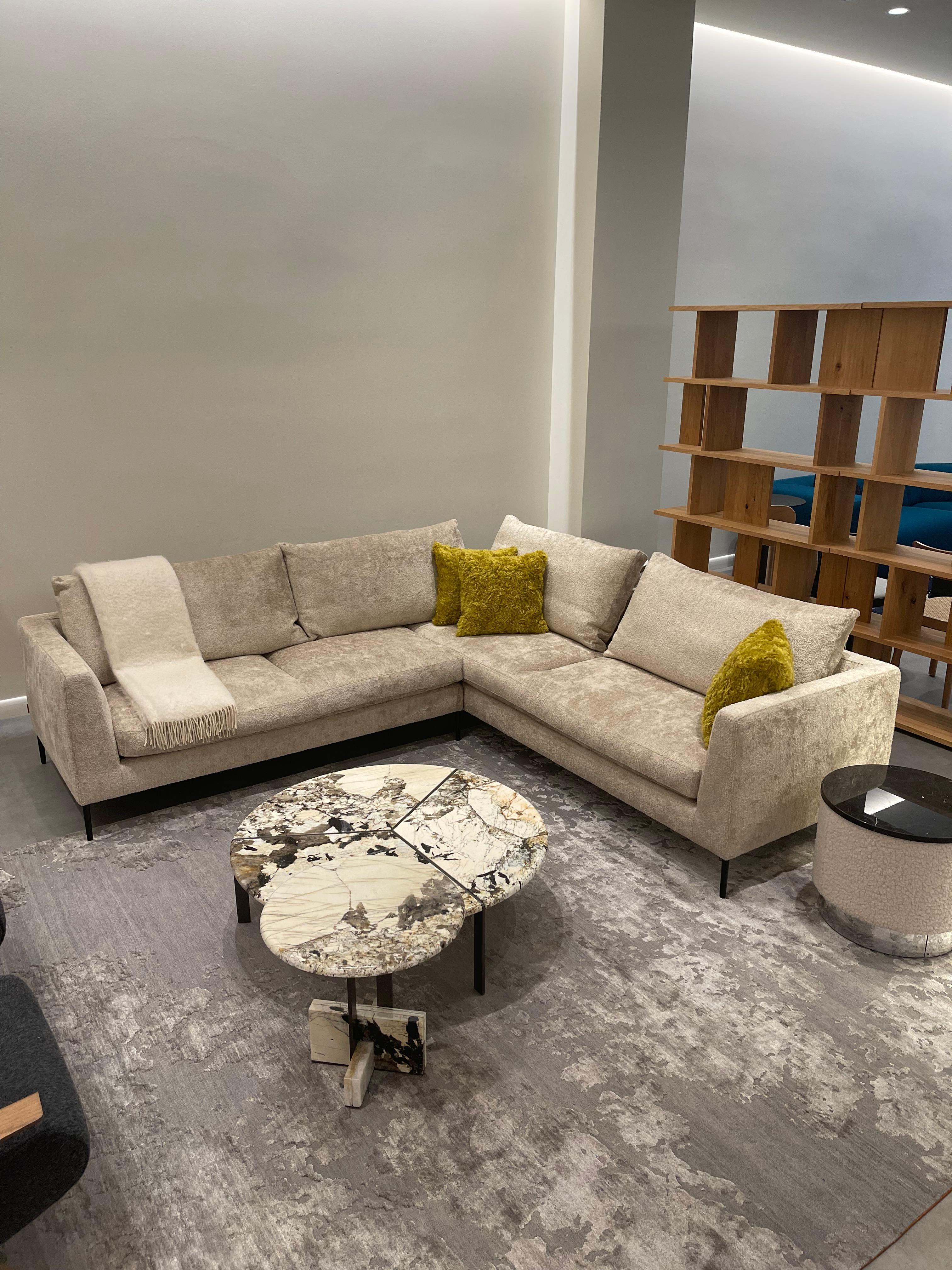 Contemporary Montis Daley Sectional in stock designed by  Niels Bendtsen in STOCK