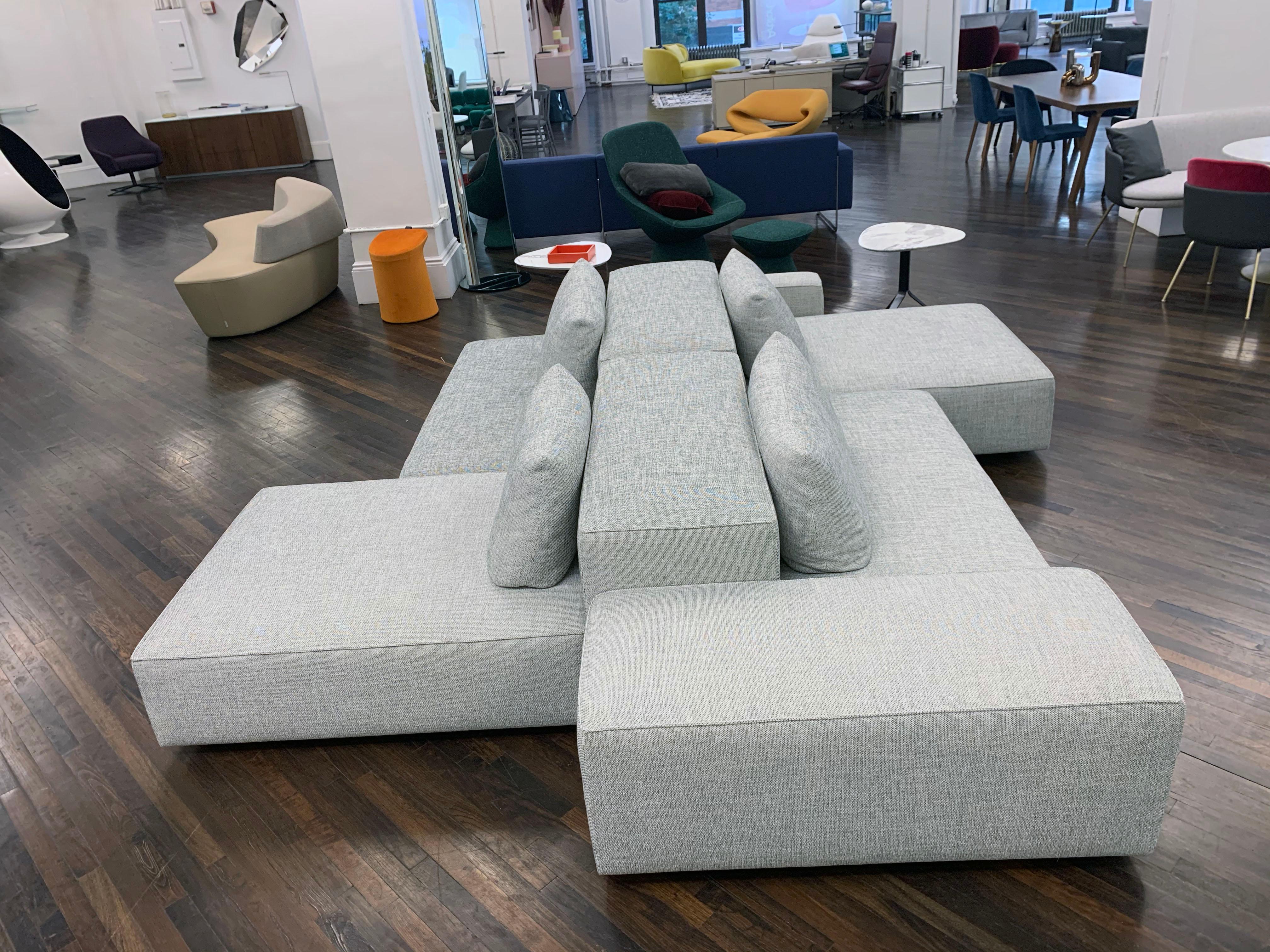 Montis Domino.18 Modular Sofa In Excellent Condition In New York, NY