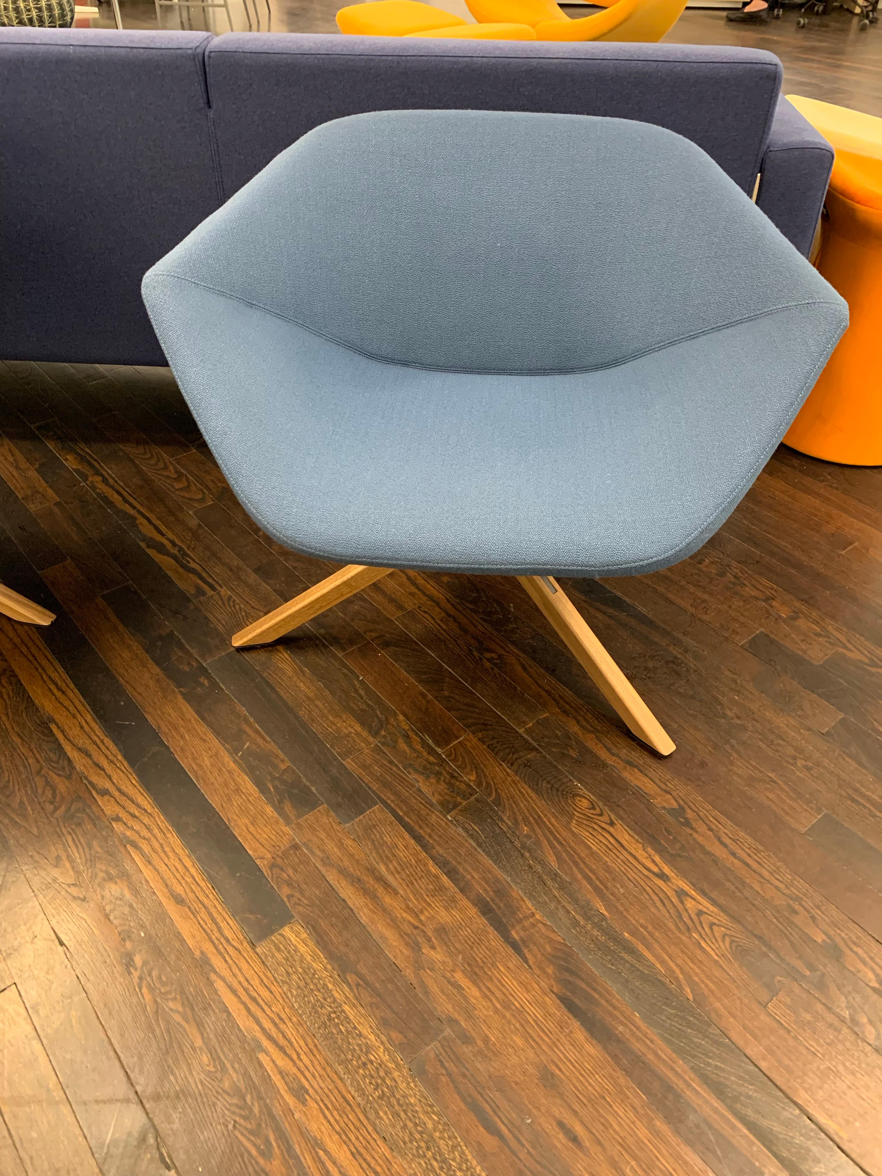 Set of two Ella swivel chairs
Upholstered in S50 Kvadrat Vidar 3 color 733
Standard black zipper 
3-Toe base walnut
Design: Niels Bendtsen.
Ella is a compact seat allowing you to adopt all manner of sitting postures easily while properly