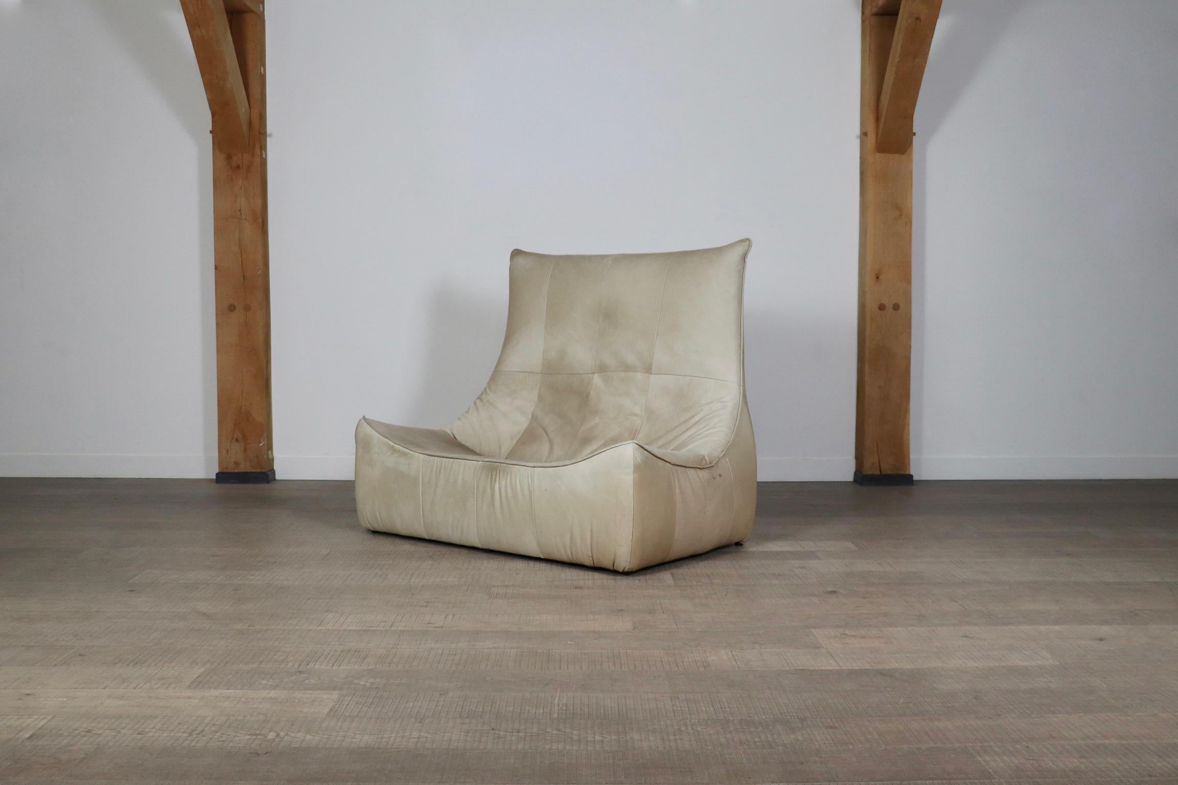 Montis “The Rock” Sofa In Beige Leather By Gerard Van Den Berg, 1970s For Sale 2