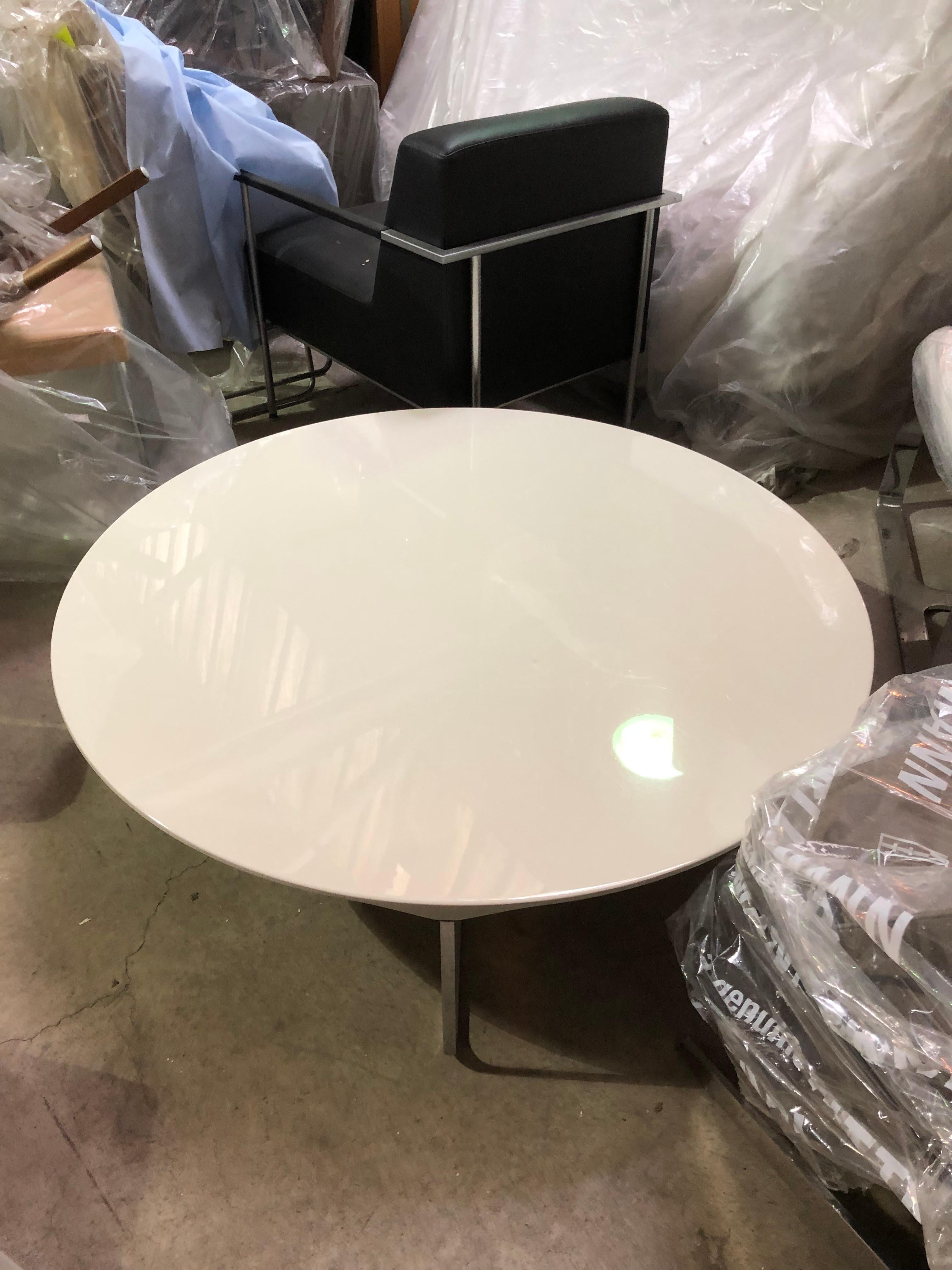 Contemporary Montis White High Gloss Flint Coffee Table