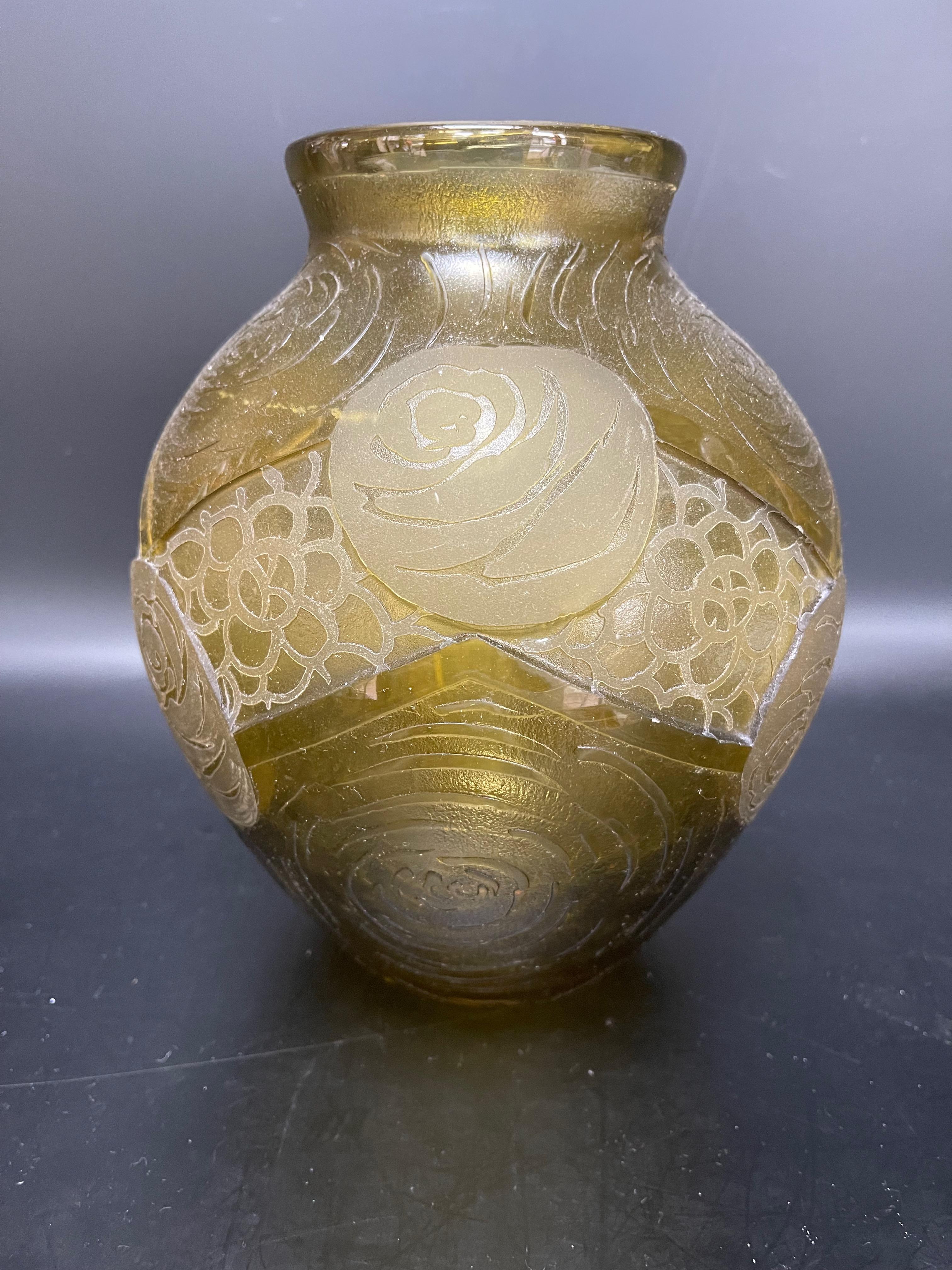 Montjoye Art Deco Vase For Sale 2