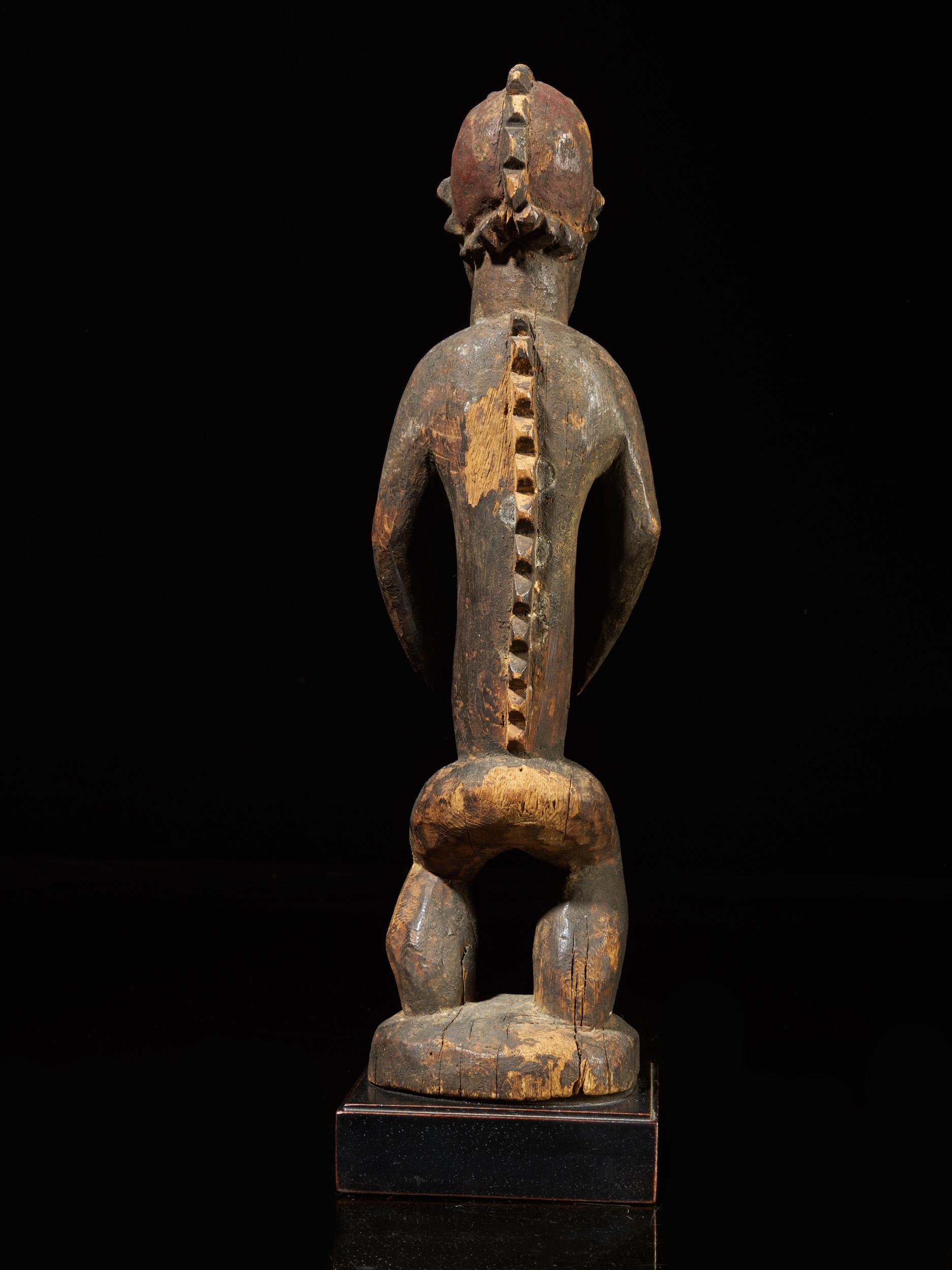 Montol-Goemai Wooden Statue Combined with Gugwom-Like Head In Good Condition In Leuven , BE