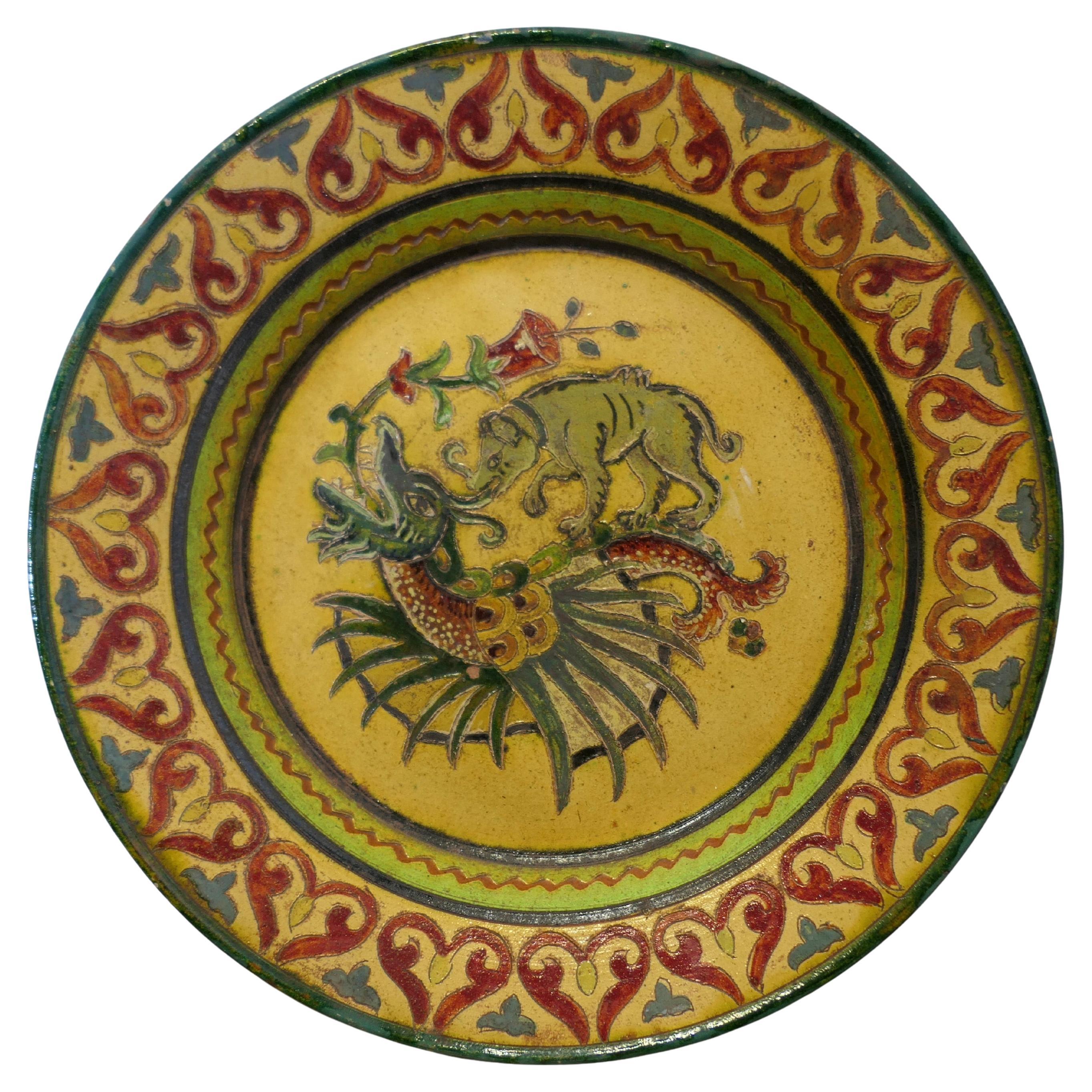 Montopolyi Arno Italian Plate with Dragon and Bear  An unusual piece For Sale