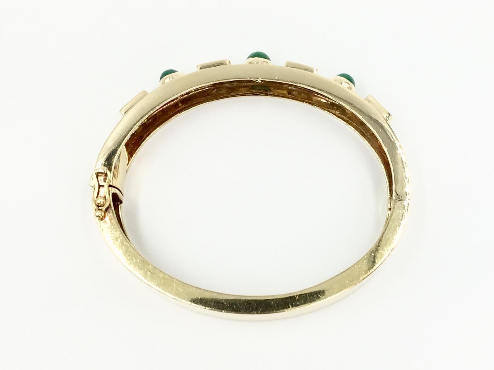 Montreaux 18 Karat Emerald and Diamond Bangle Bracelet In Good Condition In Pikesville, MD