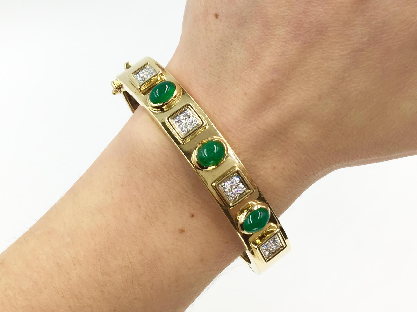 Montreaux 18 Karat Emerald and Diamond Bangle Bracelet 1