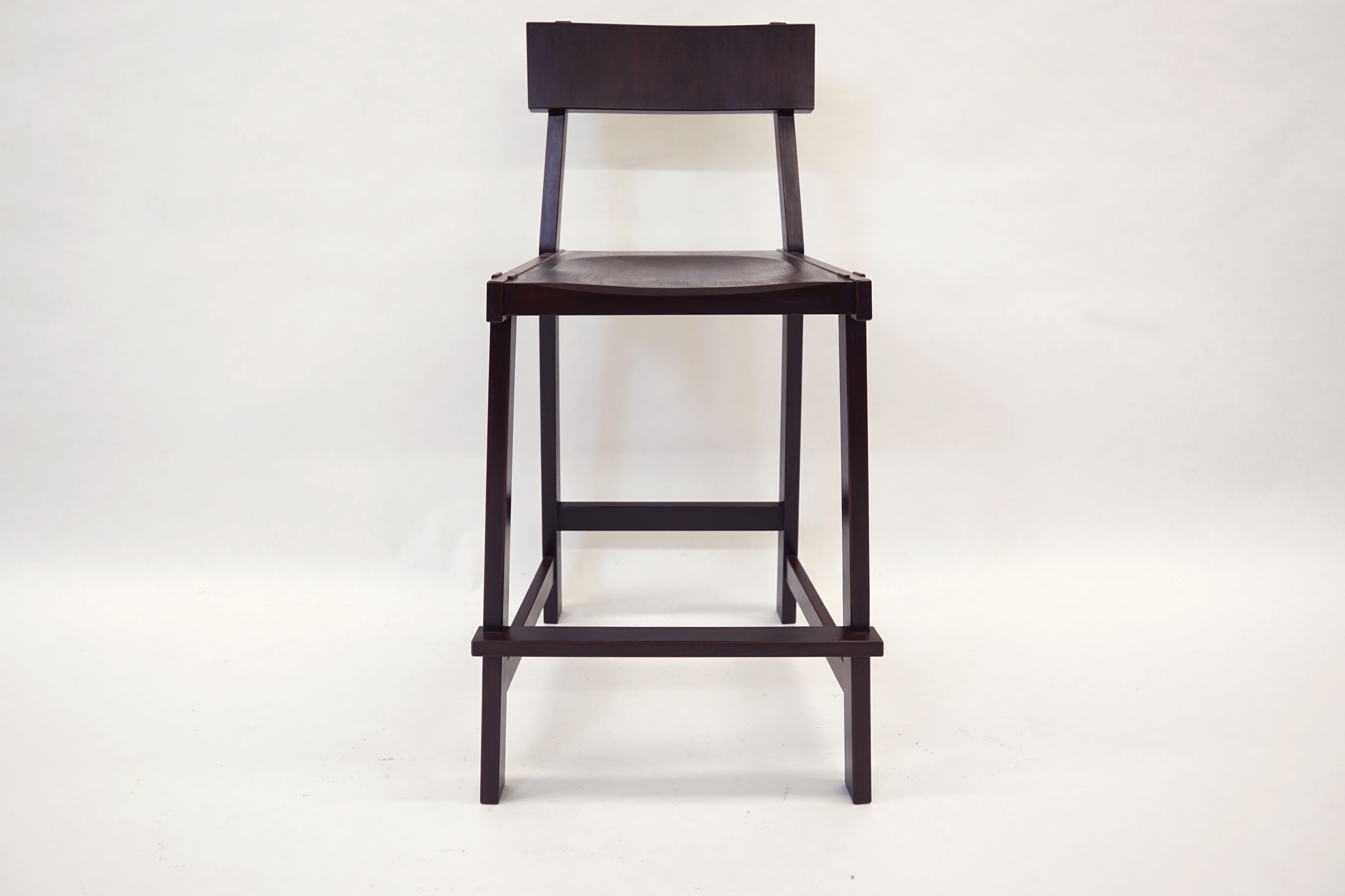 Montrose Stool with back in painted Poplar For Sale 3