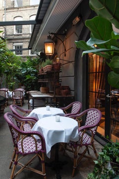 MONTROSE WALL bronzo scuro vetro chiaro