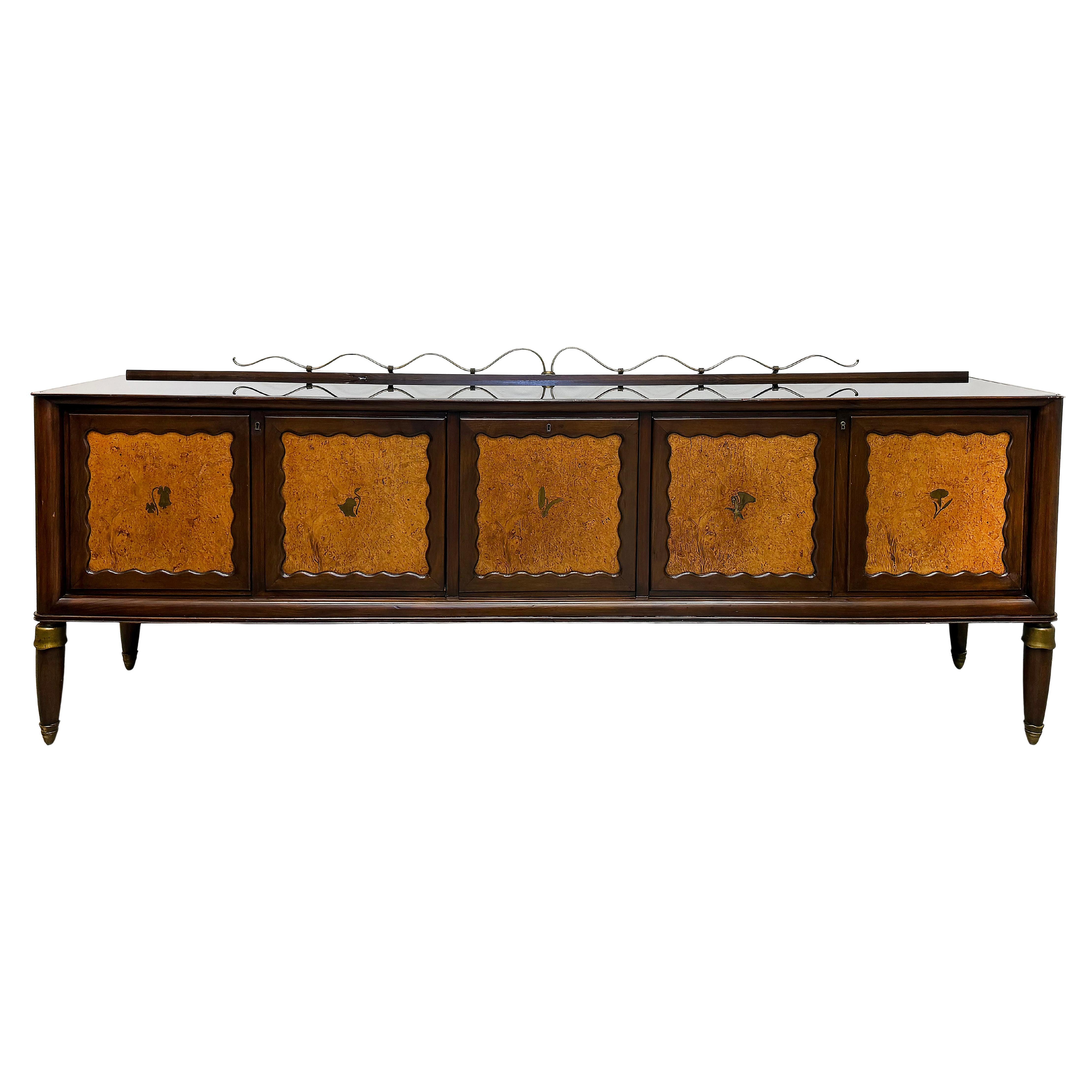 Credenza Monumentale Paola Buffa, in radica, dettagli in ottone in vendita